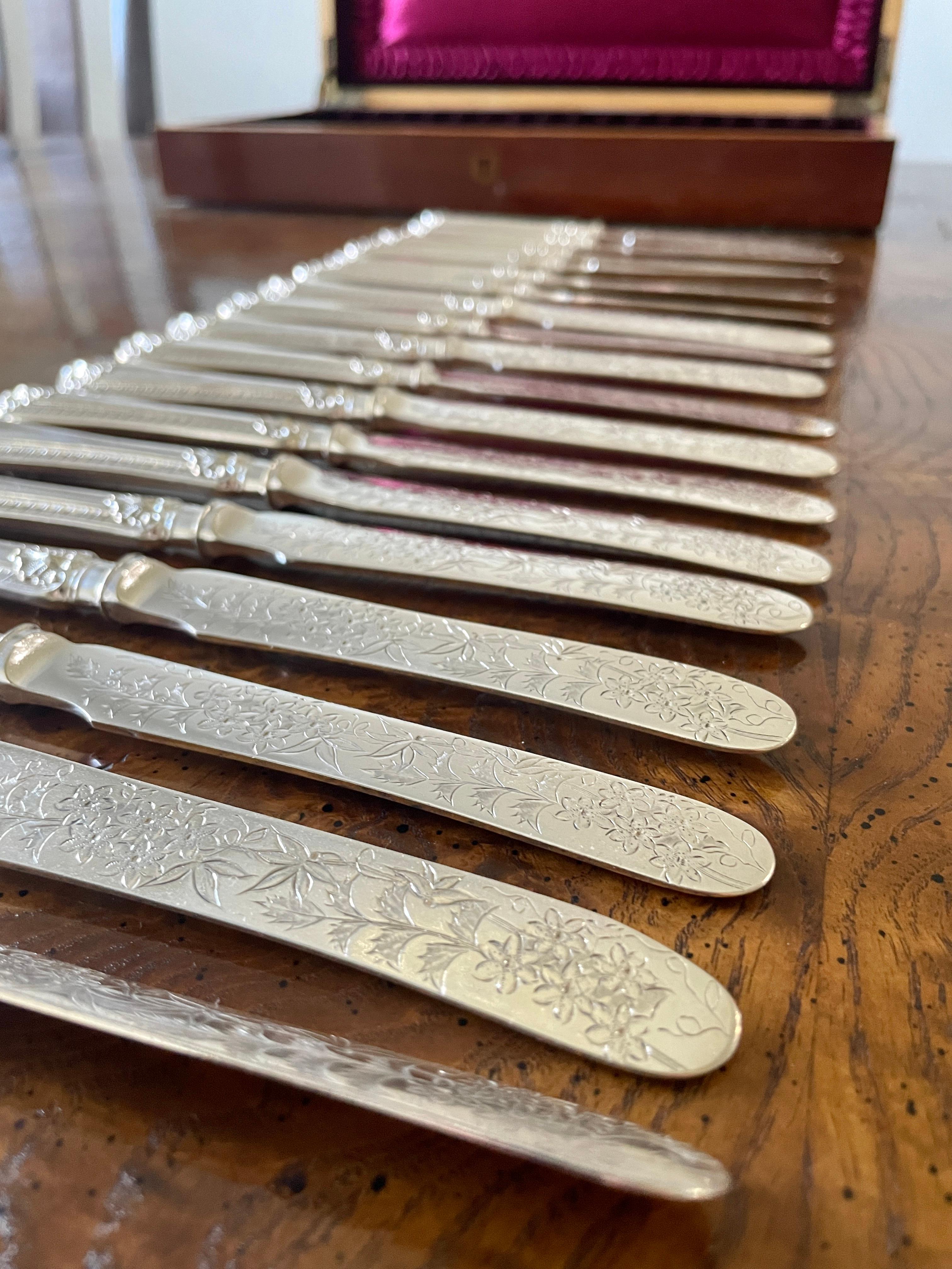 Ornate Victorian Silver Plated Flatware- 18 Place Setting  For Sale 7