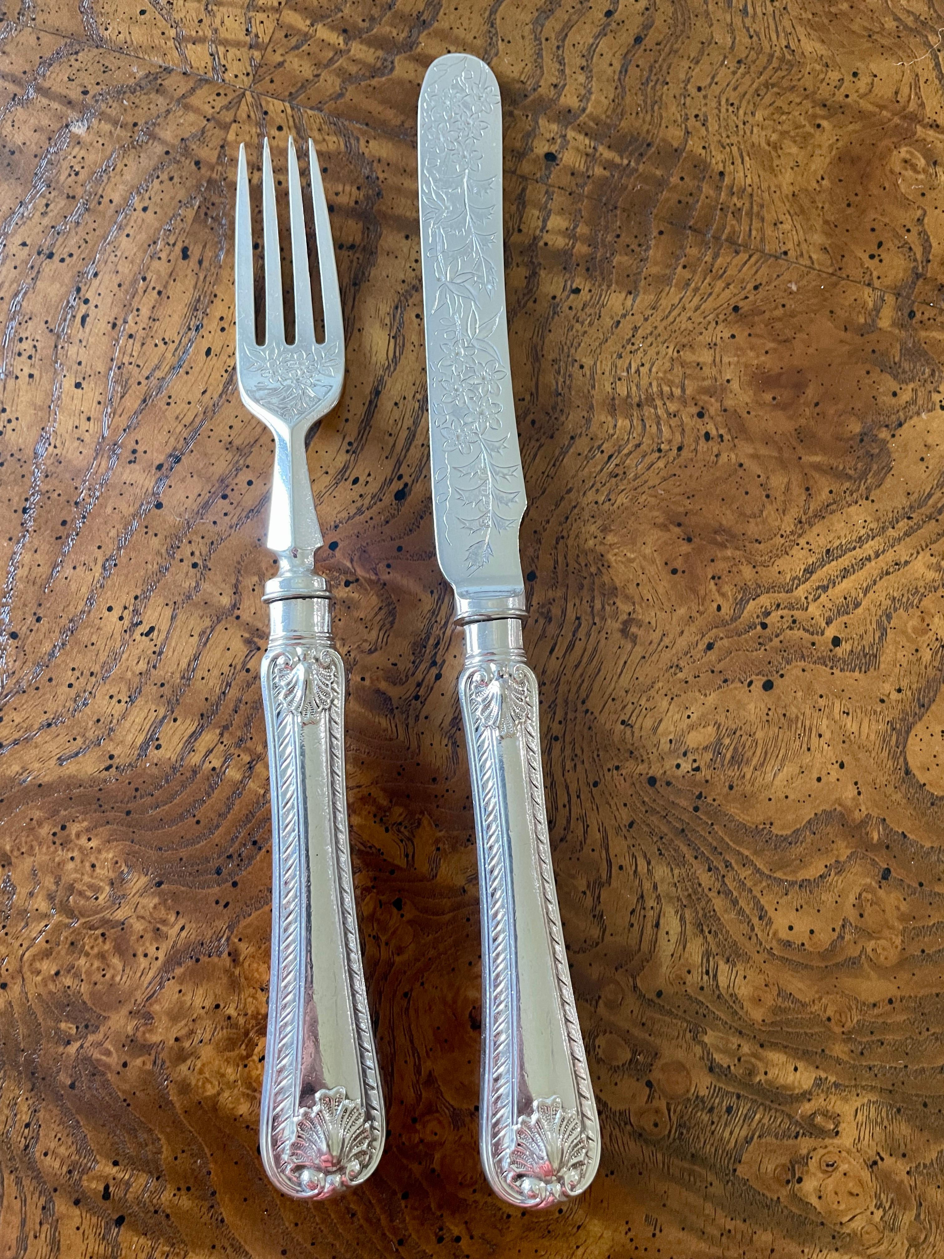 Ornate Victorian Silver Plated Flatware- 18 Place Setting  In Good Condition For Sale In Denton, TX