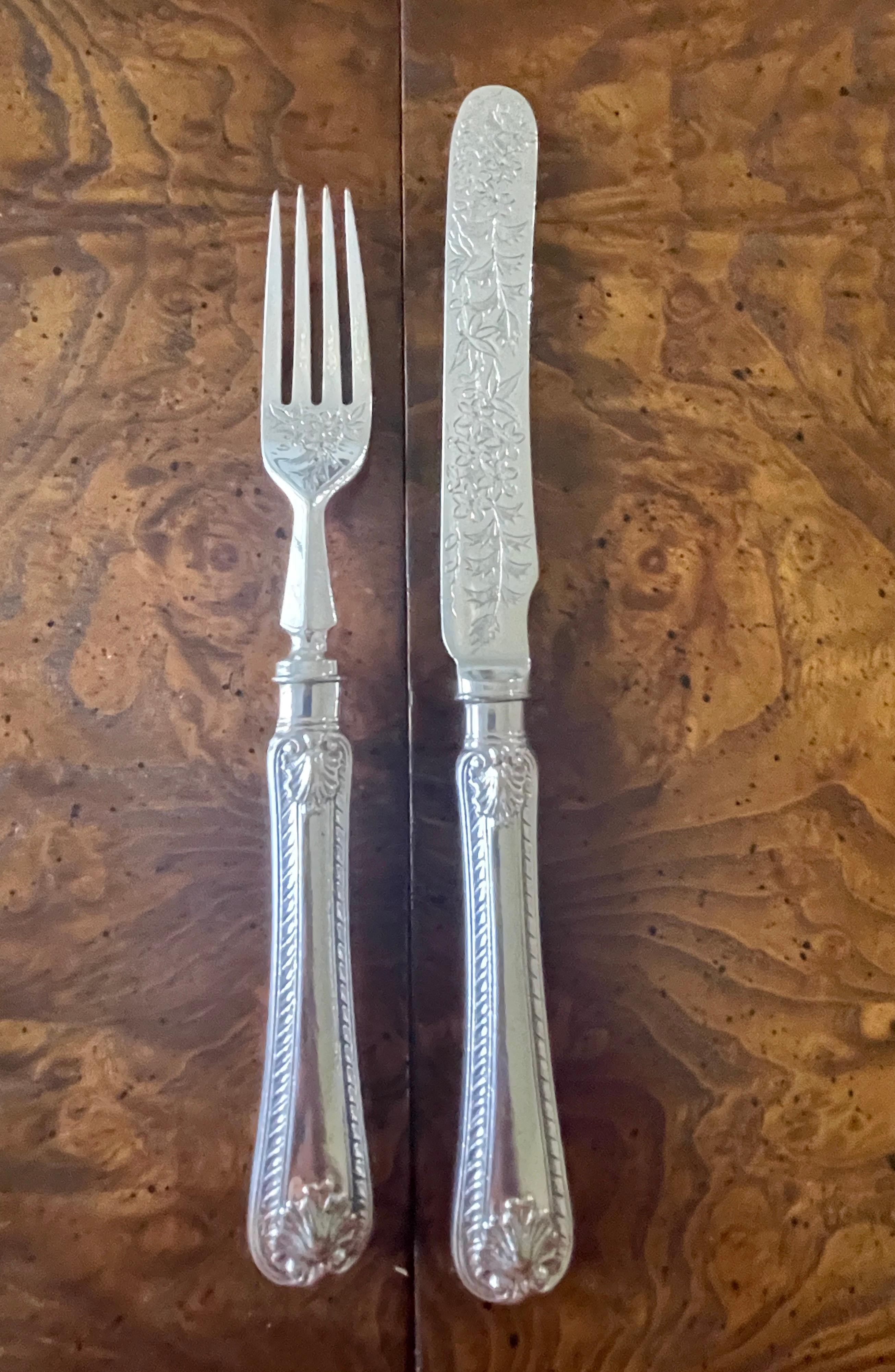 Posate vittoriane ornate placcate d'argento - 18 coperti In condizioni buone in vendita a Denton, TX