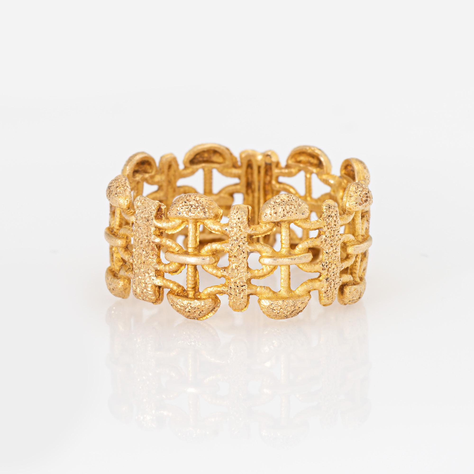 Anello A Link d'epoca ornato Sz 6.5 Oro giallo 18k Banda larga a sigaro In condizioni buone in vendita a Torrance, CA