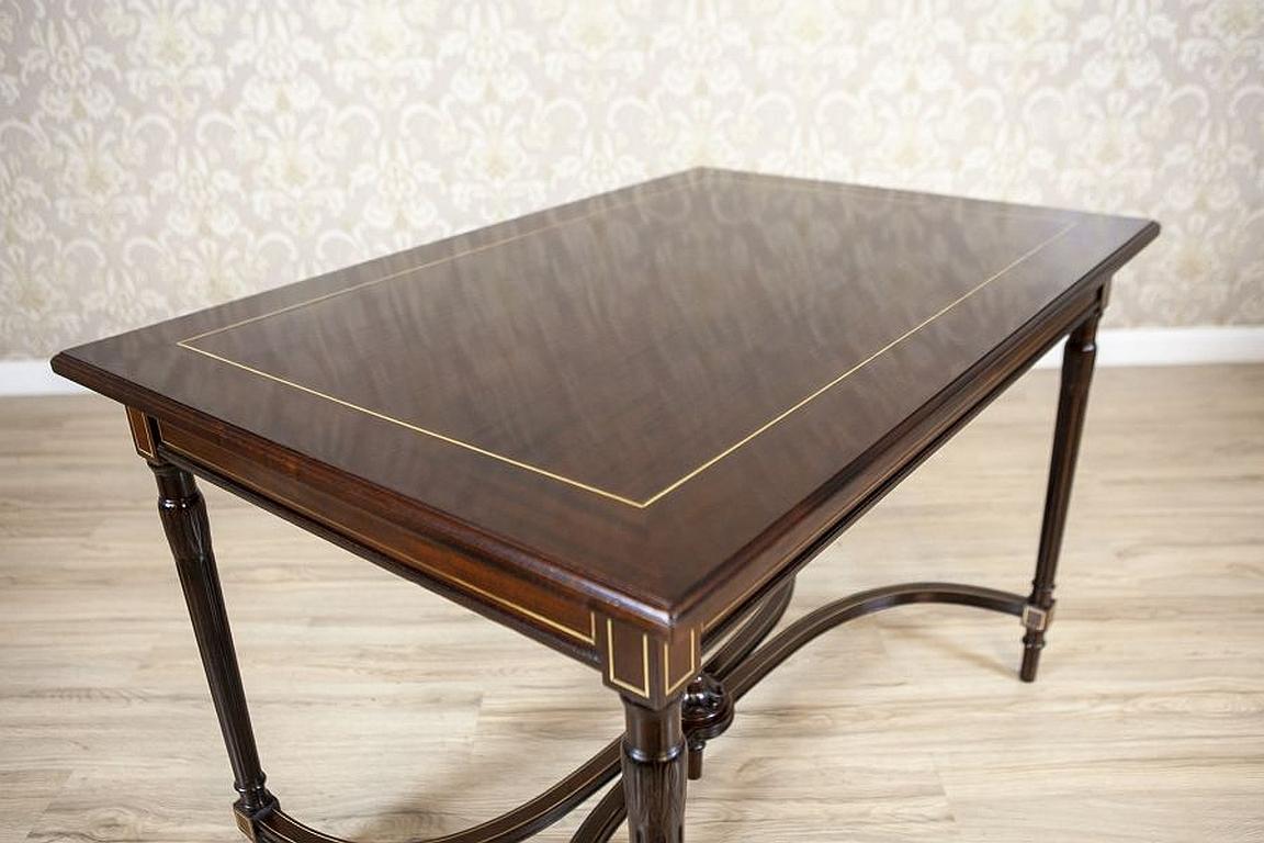 European Ornate Walnut Dining Table From the Mid. 20th Century in the English Style