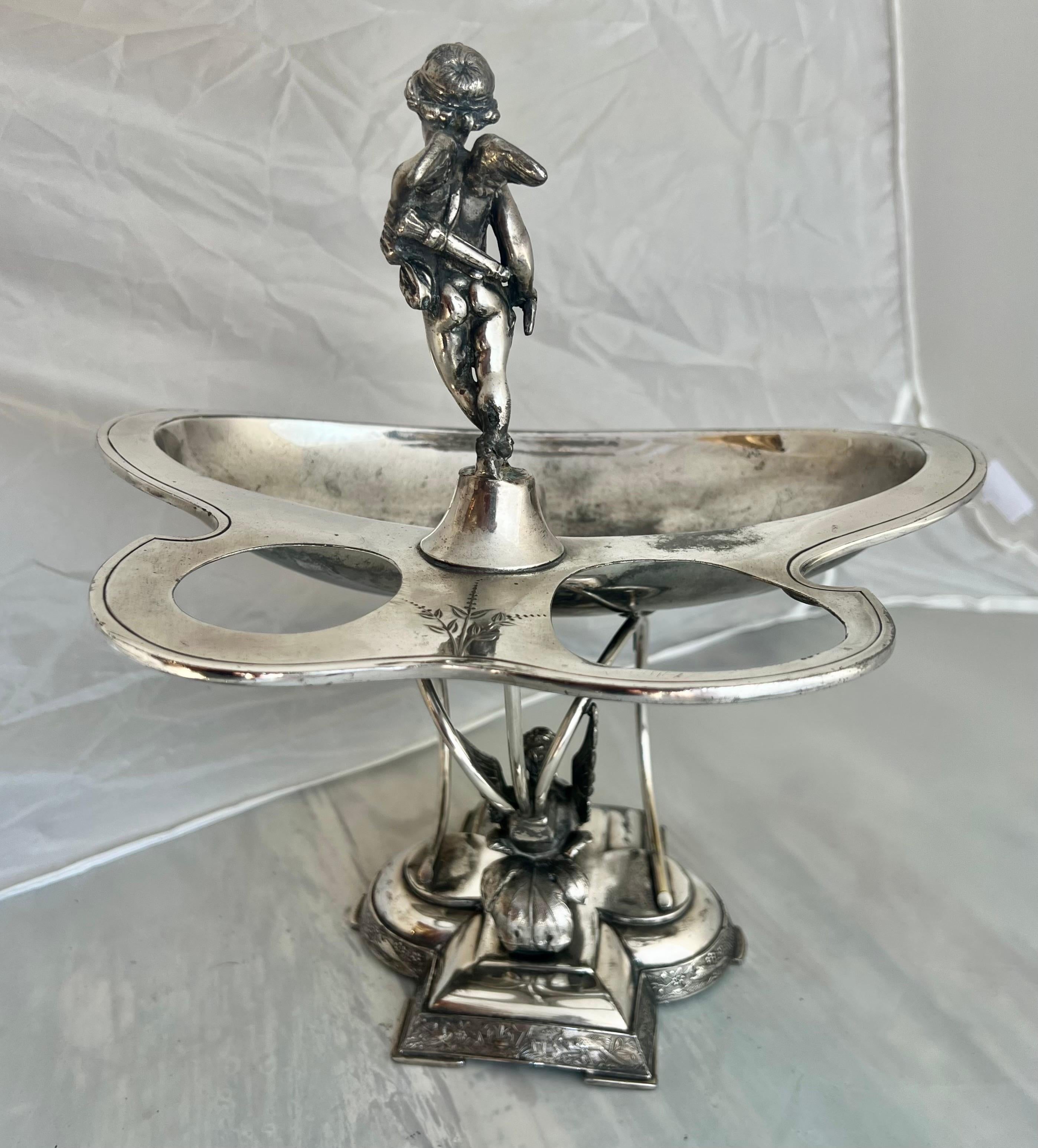 Ornate Wilcox Silverplate Serving Dish w/ Angels For Sale 4