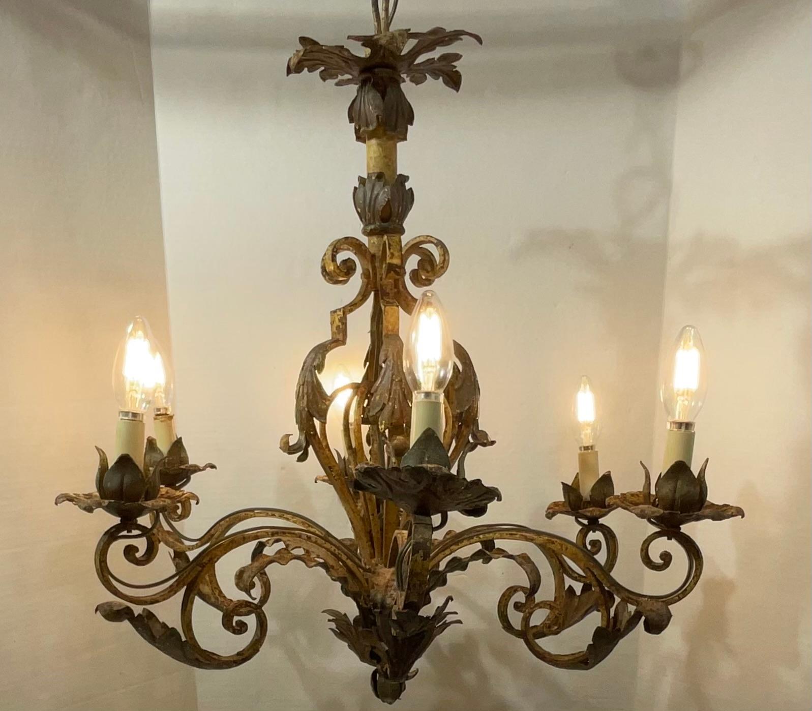 Elegant Six armed hand-forged iron chandelier, old mizner style,
Great decorative chandelier.