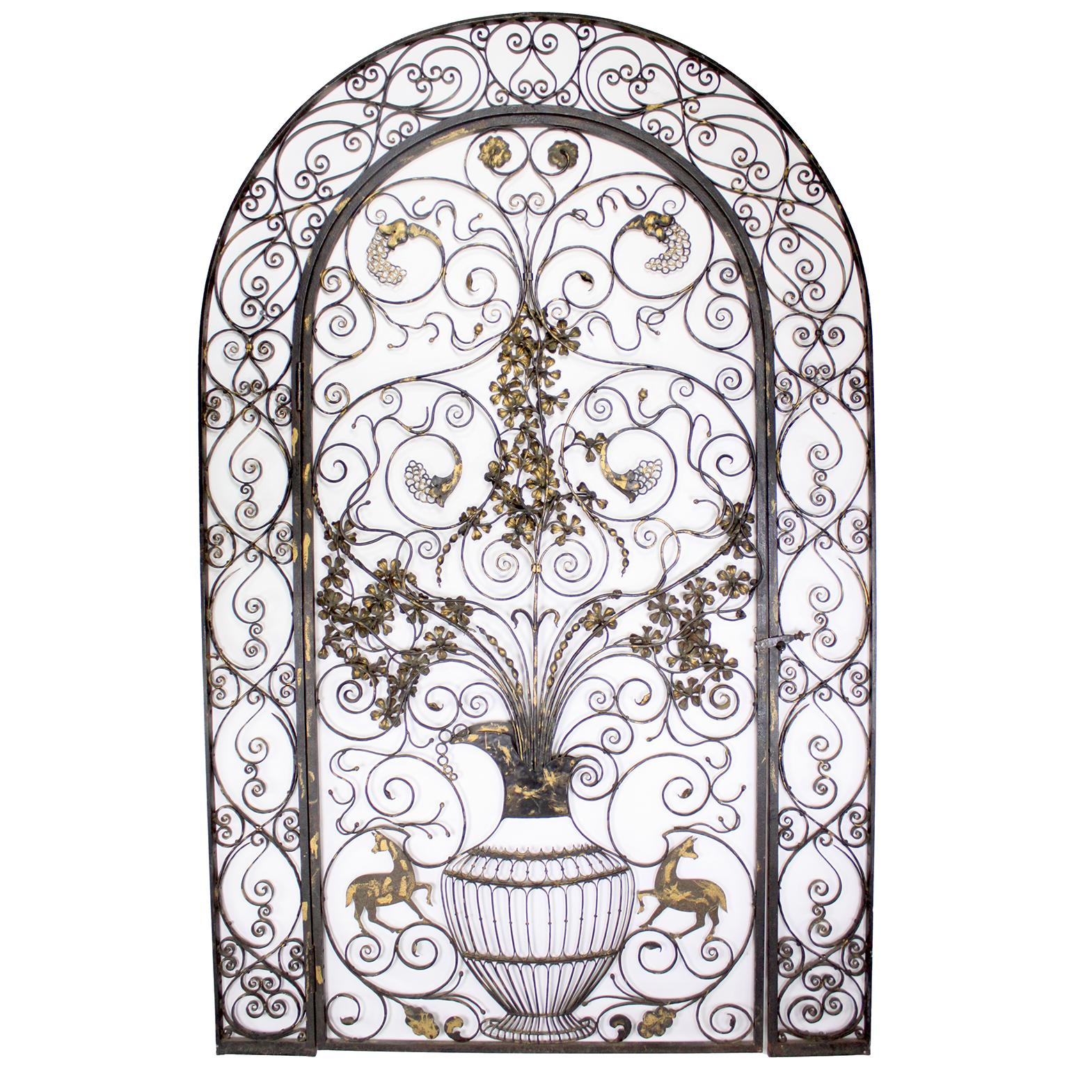 Ornate Wrought Iron & Parcel-Gilt Figural Entry Gate in Manner of Edgar Brandt in vendita 2
