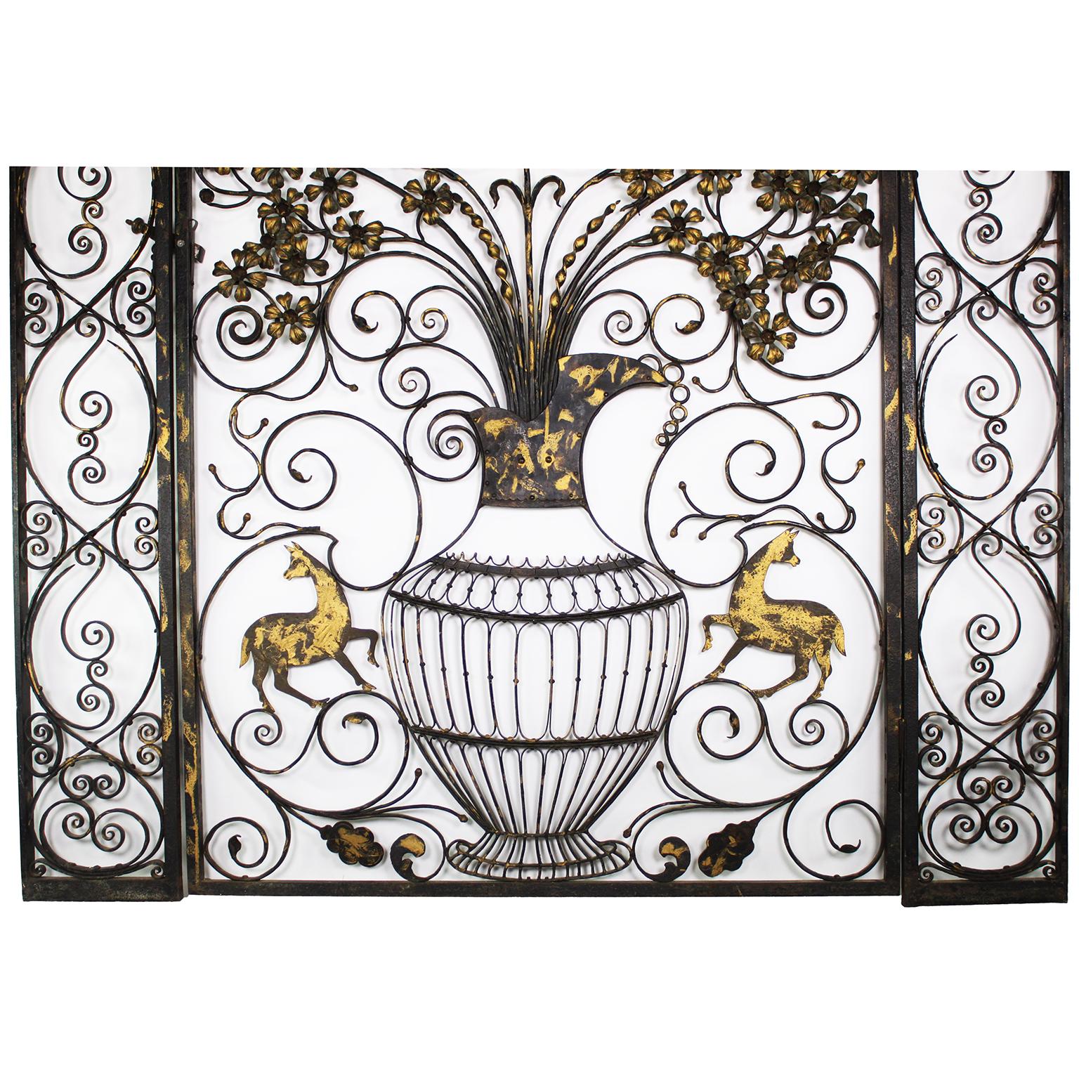 Sconosciuto Ornate Wrought Iron & Parcel-Gilt Figural Entry Gate in Manner of Edgar Brandt in vendita