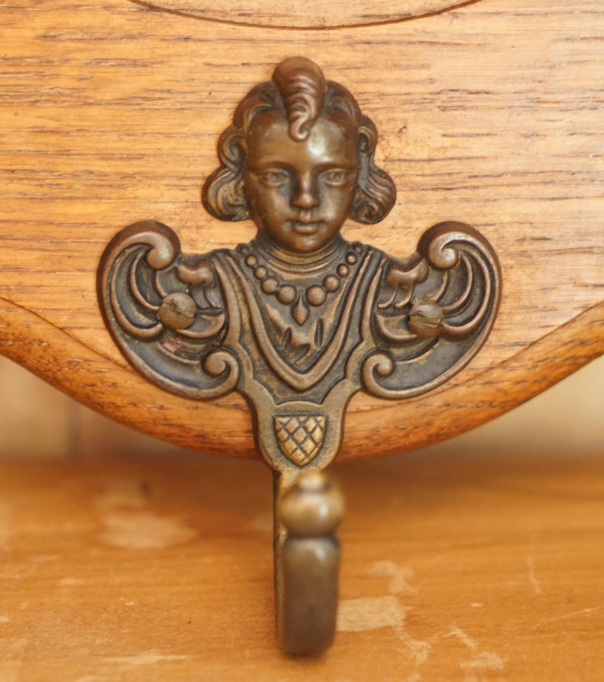 Ornately Carved Cherub Dutch Oak Coat Hat Scarf Wall Rack Hanger Bronze Hooks For Sale 7