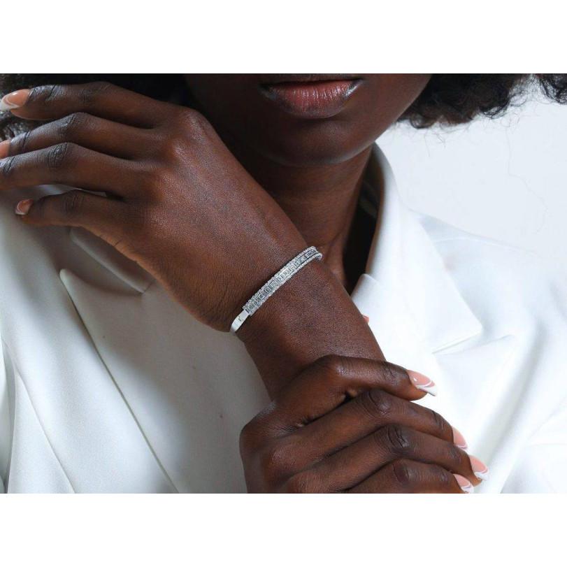 Pulsera de oro macizo con diamantes baguette de 2,40 ct en Nuevo estado para la venta en Fatih, 34