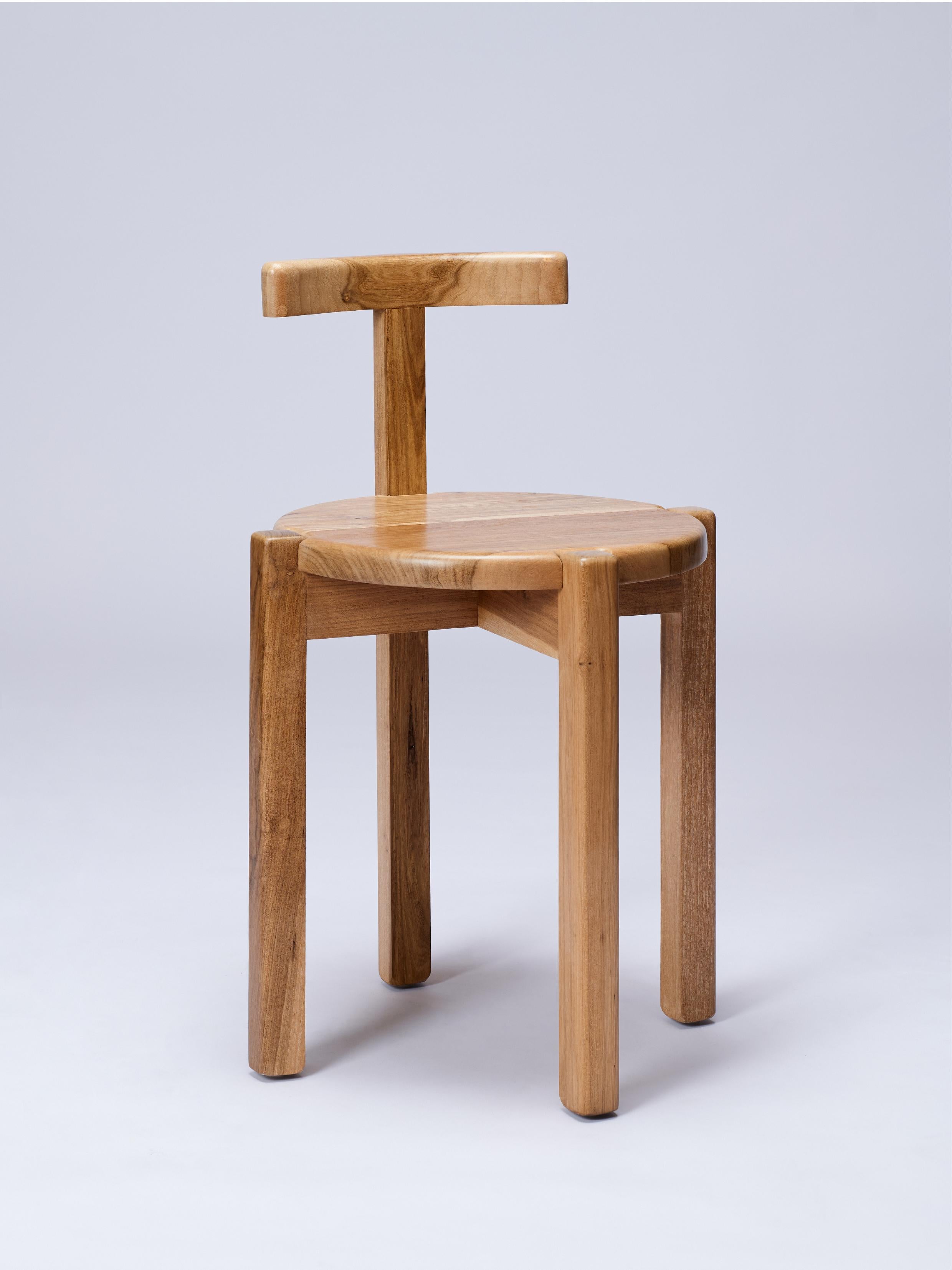 ORNO Contemporary Chair in Solid Hardwood by Ries In New Condition For Sale In Buenos Aires, CABA