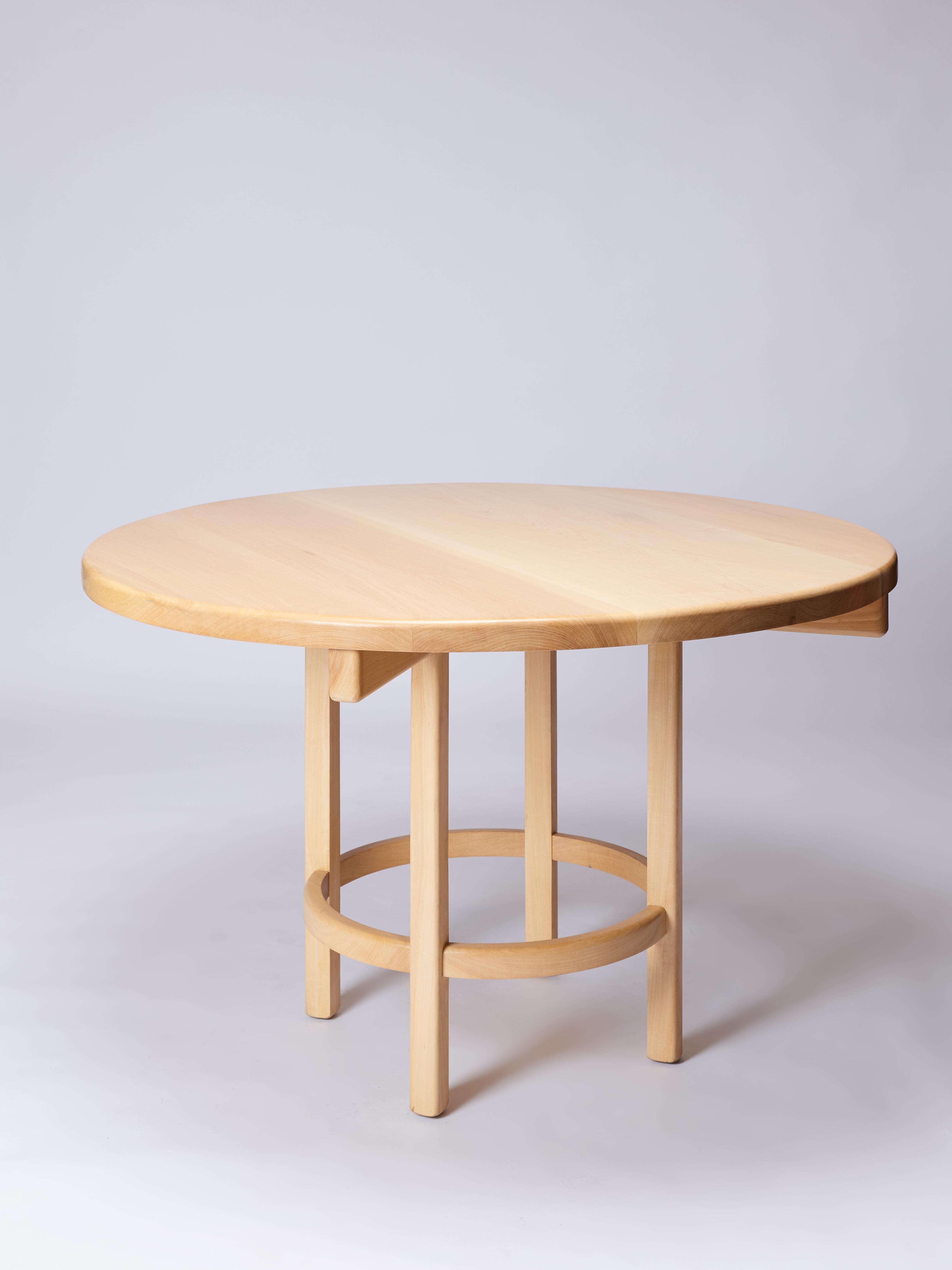 ORNO Contemporary Round Dining Table in Solid Hardwood by Ries For Sale 1