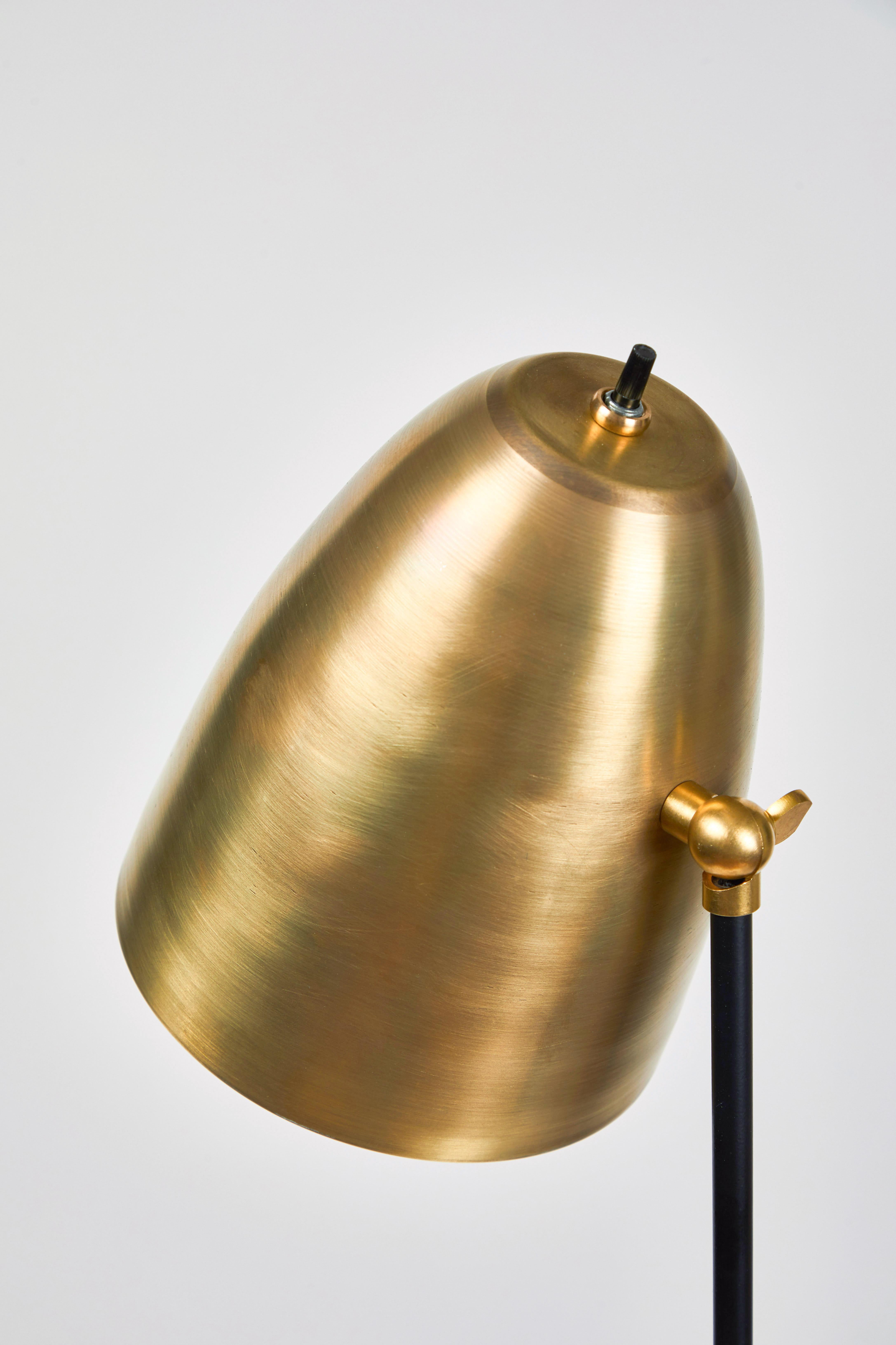 Lampada da terra 'ORO' in ottone e metallo in vendita 2