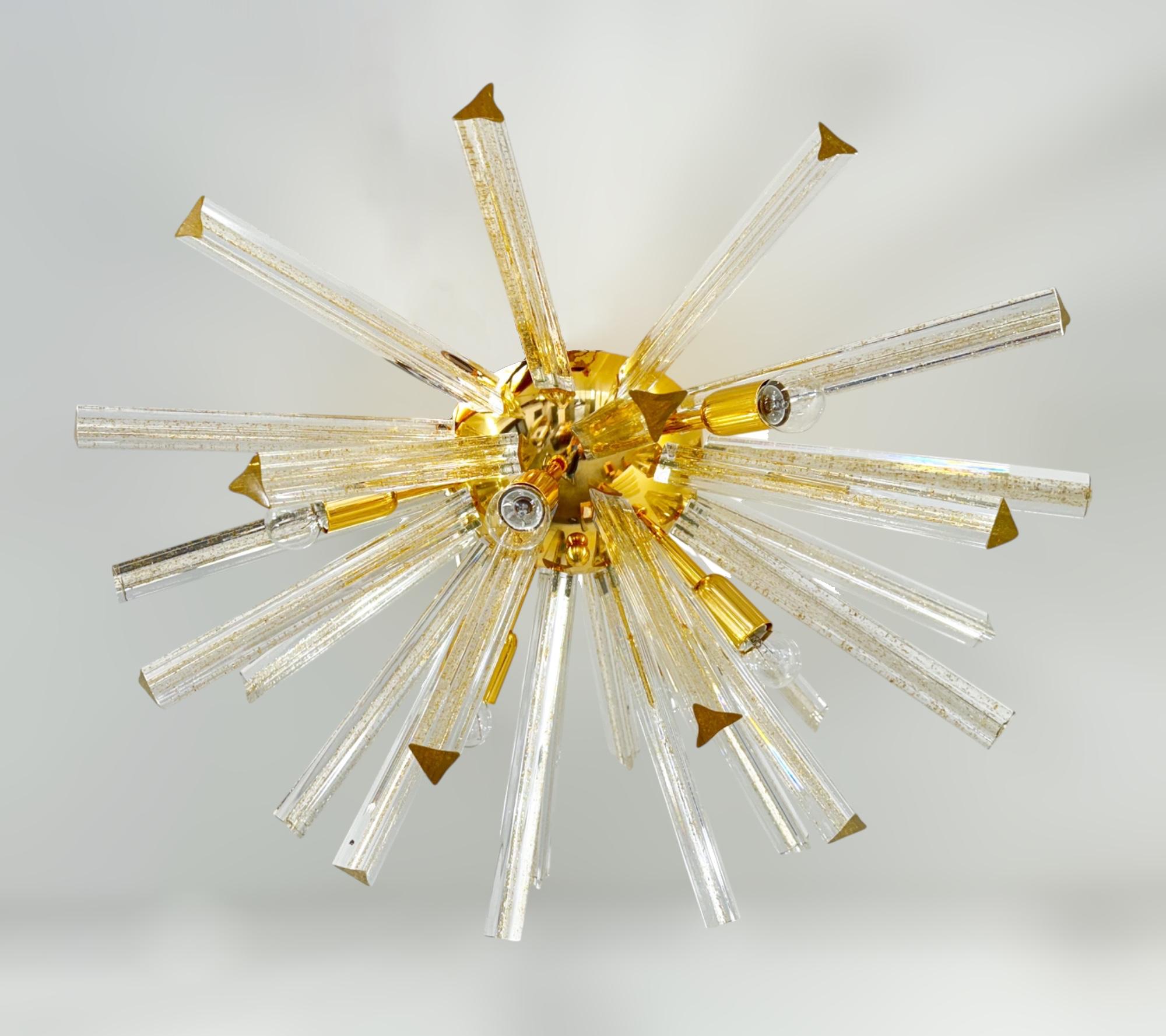 Mid-Century moderno Oro Sputnik Flush Mount by Fabio Ltd in vendita