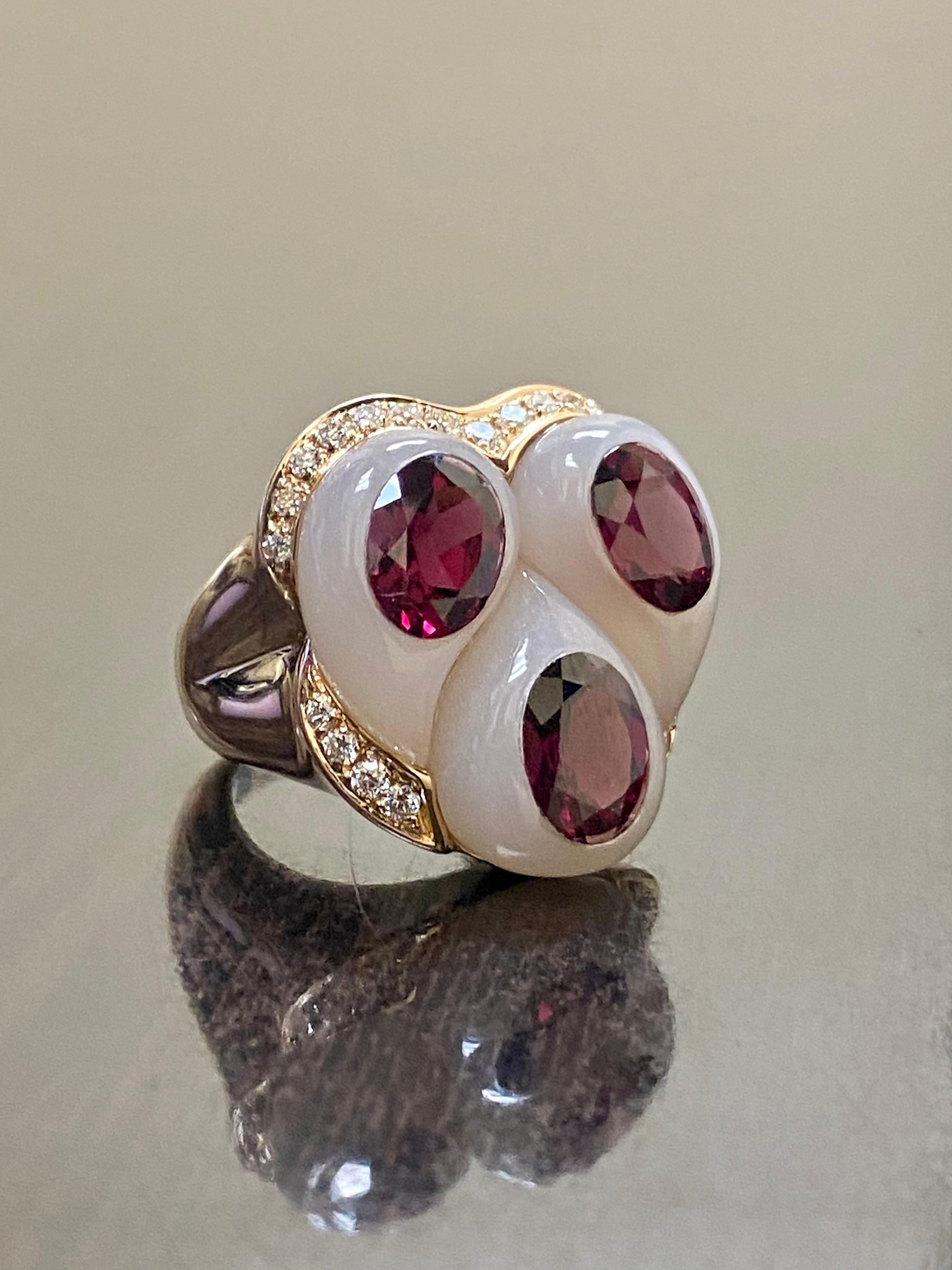 Oro Trend 18K Rose Gold Carved Jade Rubelite Diamond Cocktail Ring In New Condition For Sale In Los Angeles, CA