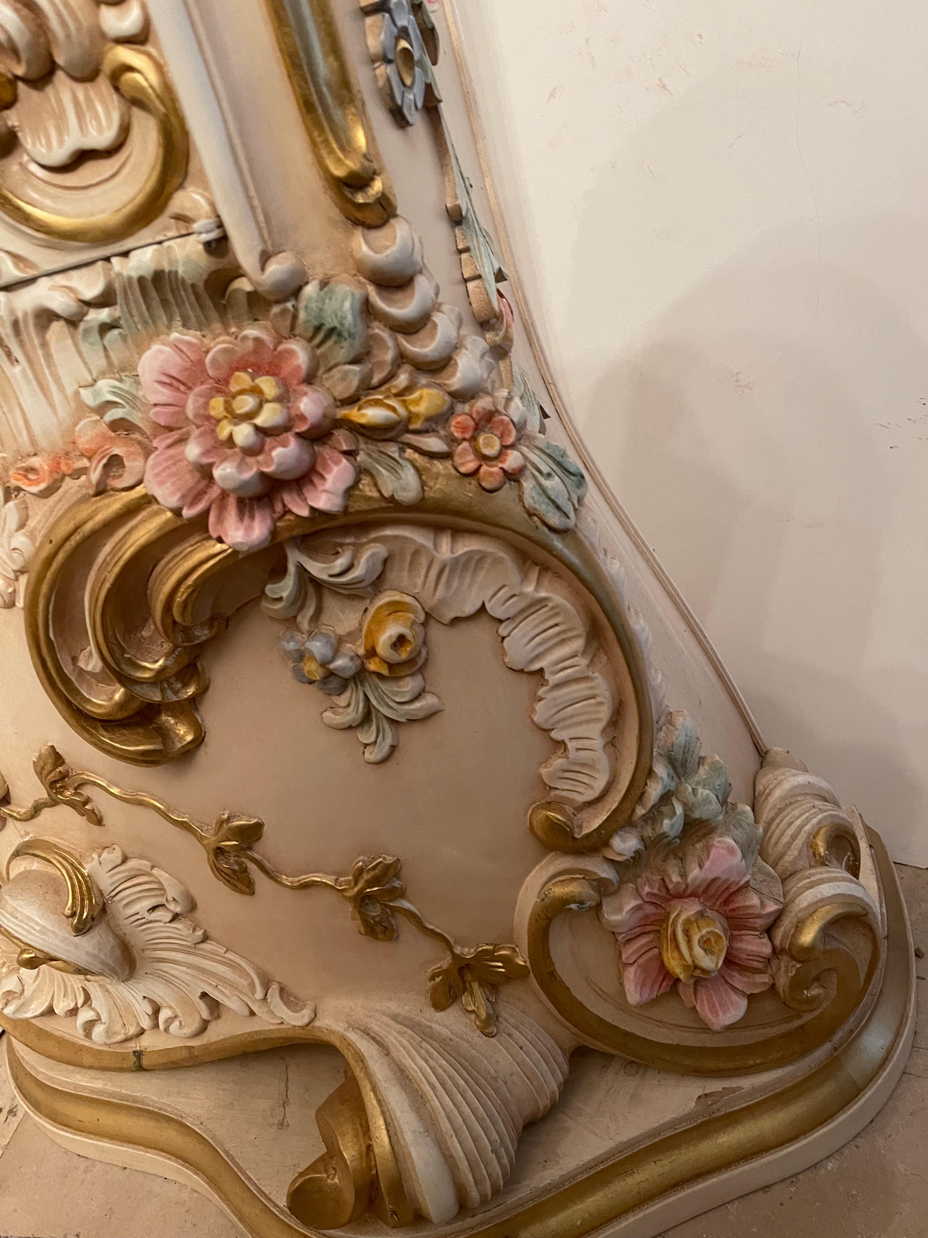 Baroque  Orologio a Pendolo in Legno Laccato Style barocco veneziano 700 For Sale