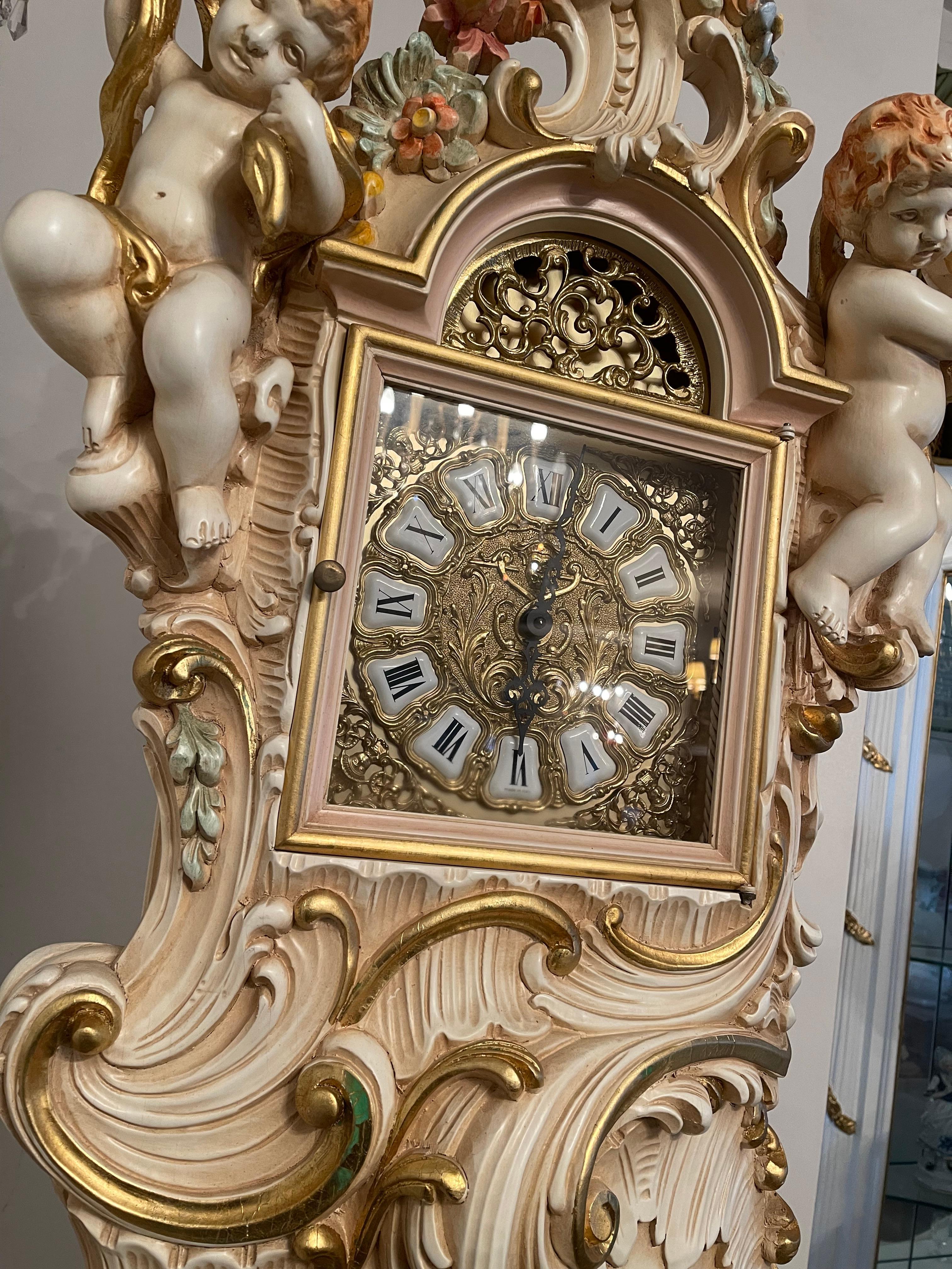  Orologio a Pendolo in Legno Laccato Style barocco veneziano 700 In Excellent Condition For Sale In Cantù, IT