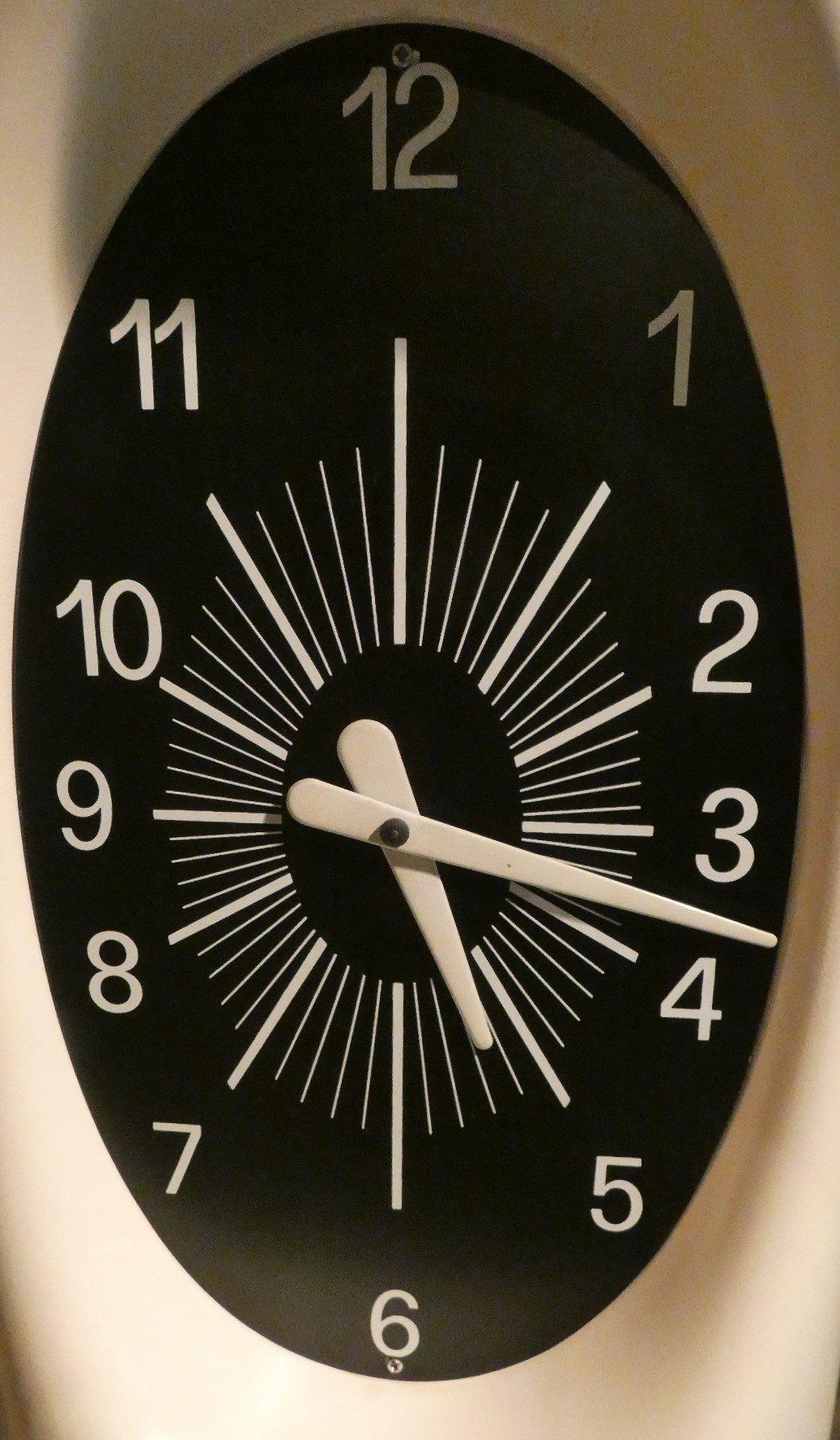 Italian Pendulum clock, Italy, 1970 For Sale