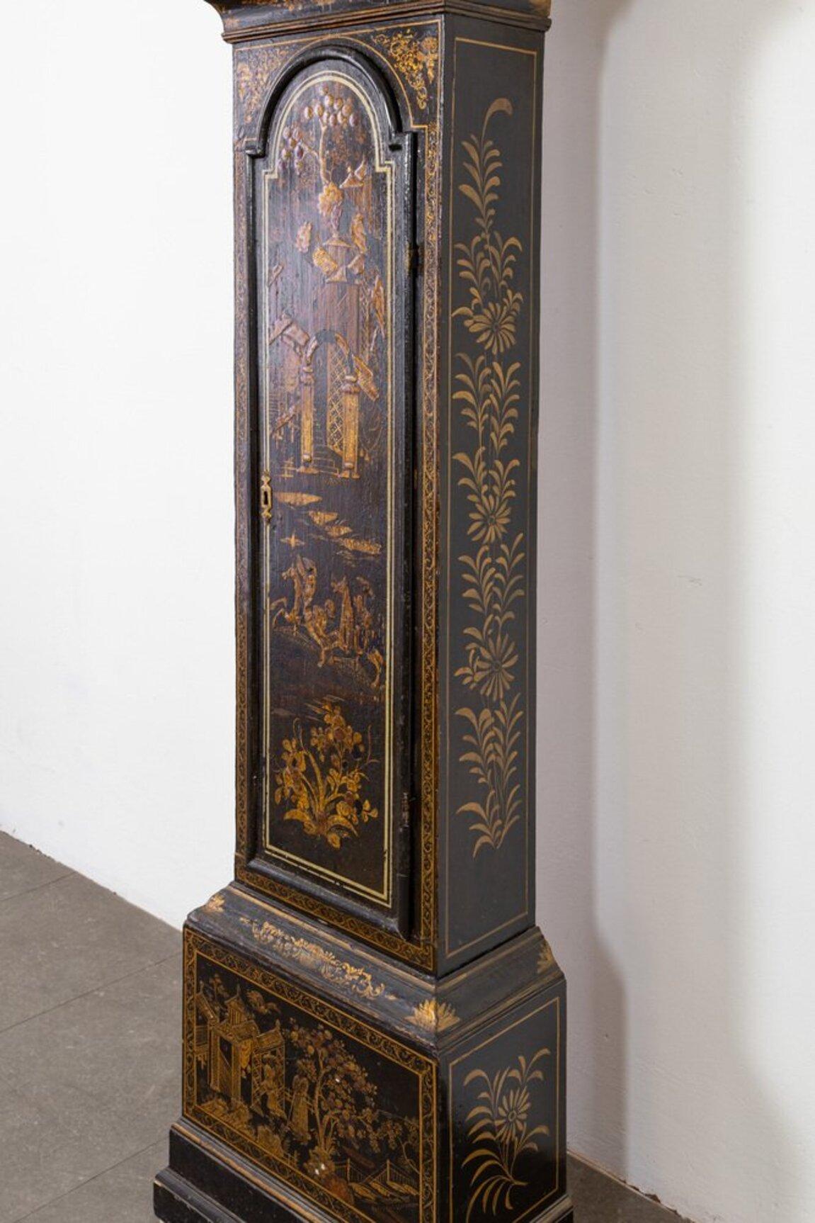 Orologio a pendolo modello Morbier inglese XVII secolo laccato con chinoiserie in vendita 8
