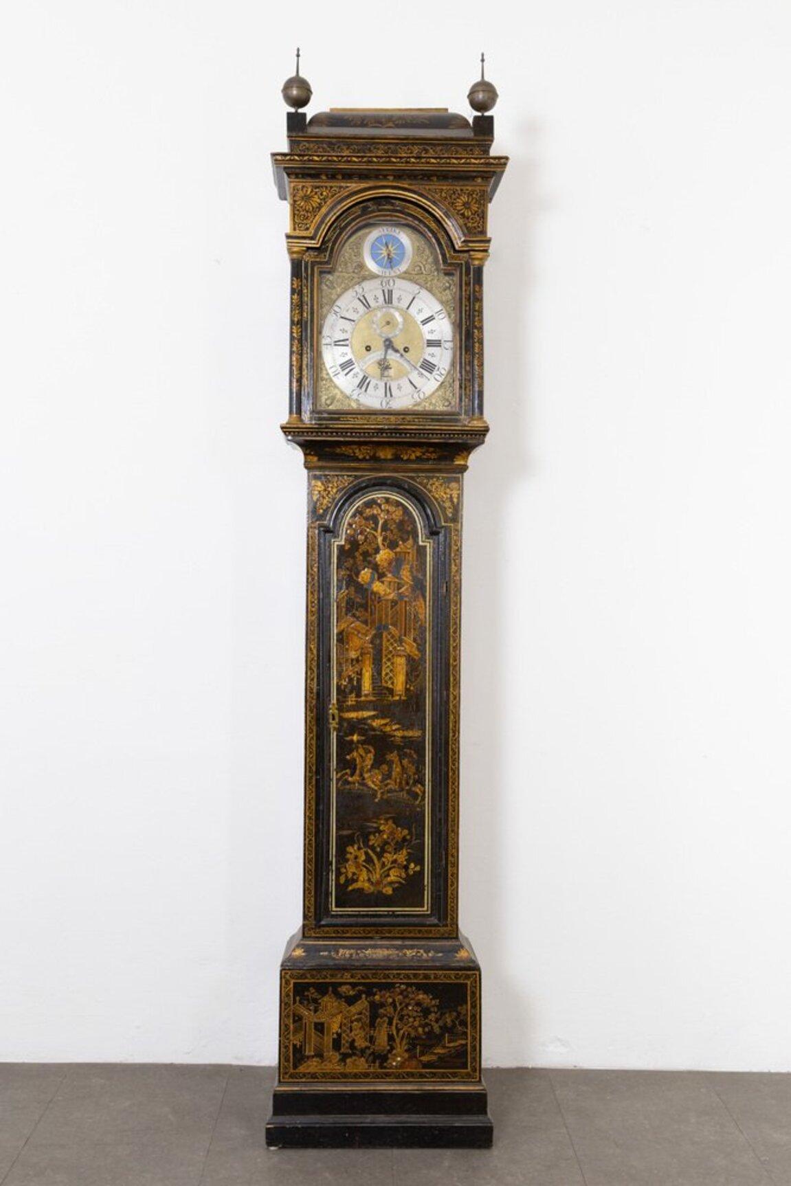 Orologio a pendolo modello Morbier inglese XVII secolo laccato con chinoiserie in vendita 13