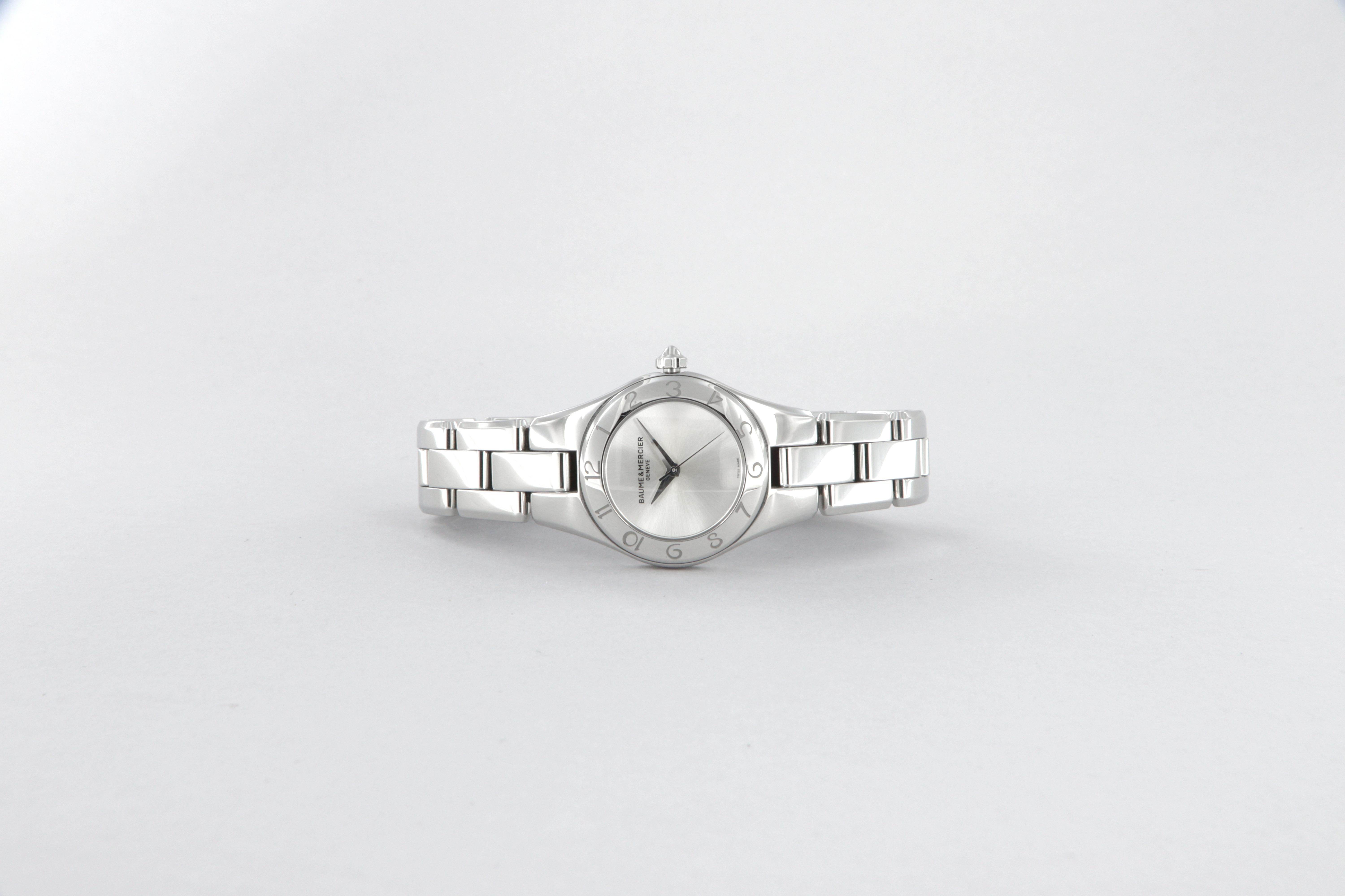 Baume Mercier Linea reloj de cuarzo de acero nuevo MOA10138 en Nuevo estado para la venta en Perugia, IT