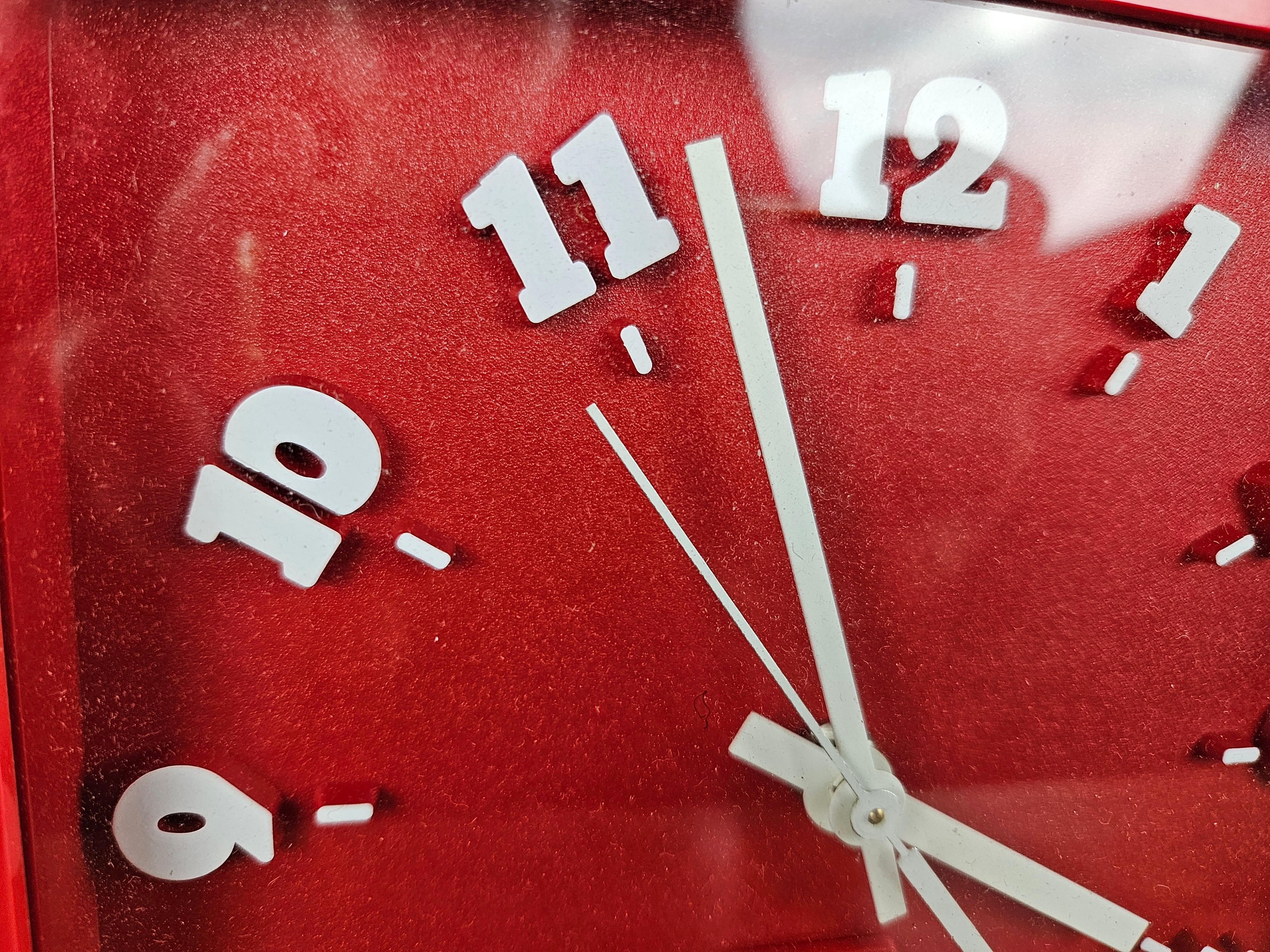 1970s wall clock from Bino In Good Condition In Premariacco, IT