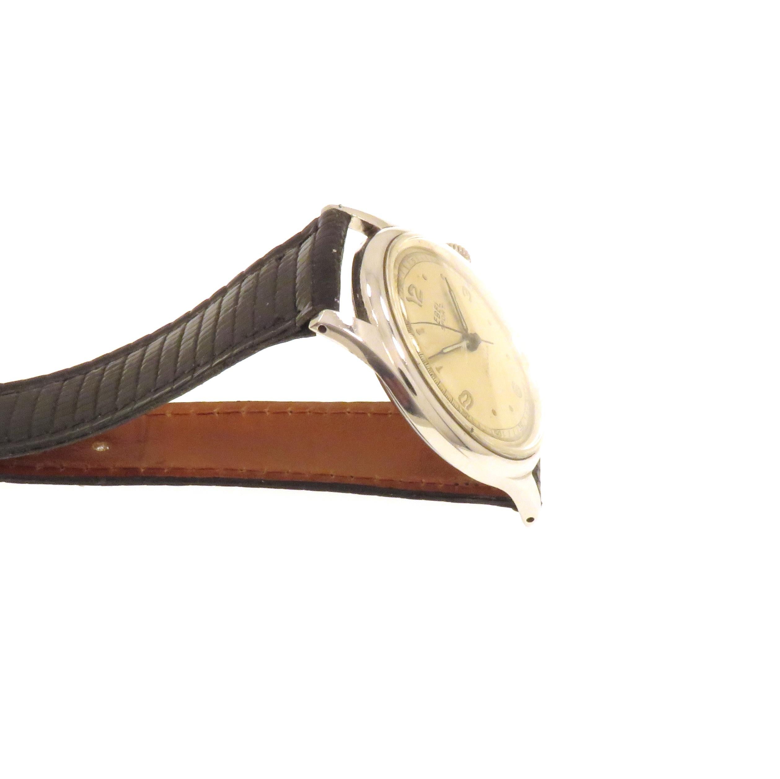 Rétro Montre-bracelet Ebel Sport en acier avec bracelet en cuir 1940 en vente