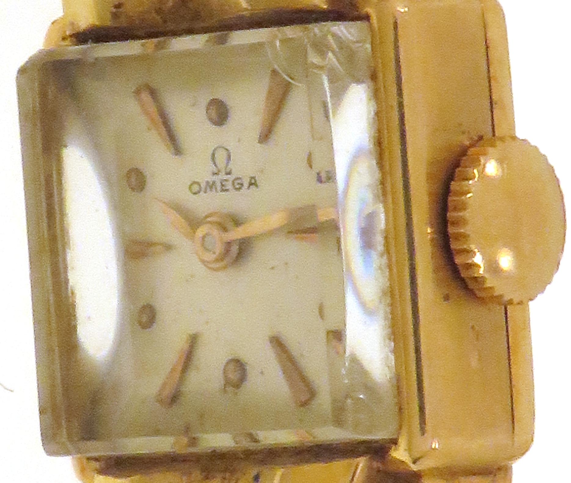 Retro Orologio da Polso Vintage Omega Anni '40 con Bracciale in Oro 18k. For Sale