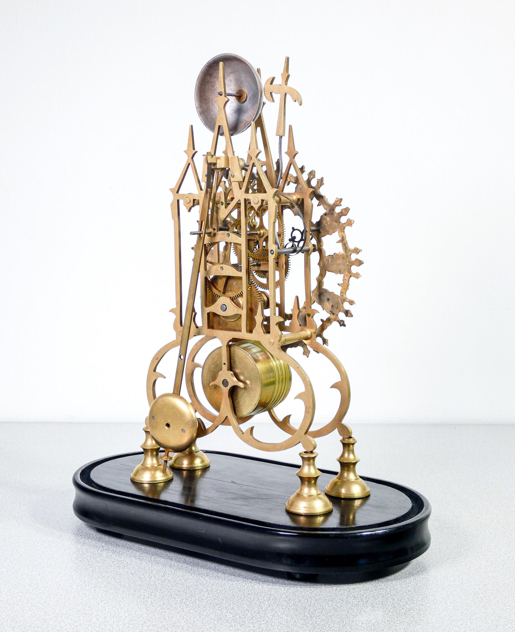 Orologio da tavolo francese Squelette, struttura scheletrata. Seconda Metà 1800 For Sale 6