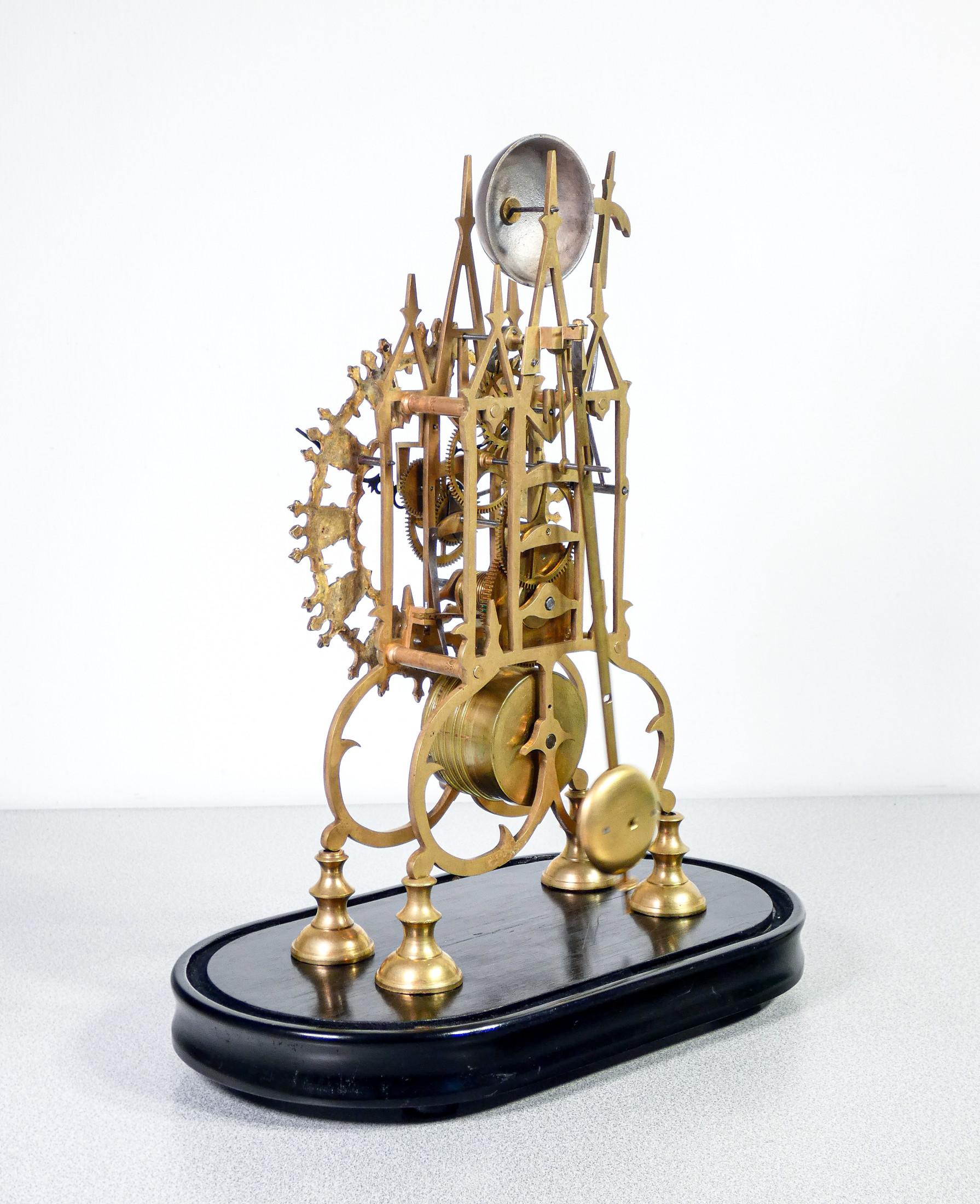 Orologio da tavolo francese Squelette, struttura scheletrata. Seconda Metà 1800 For Sale 7