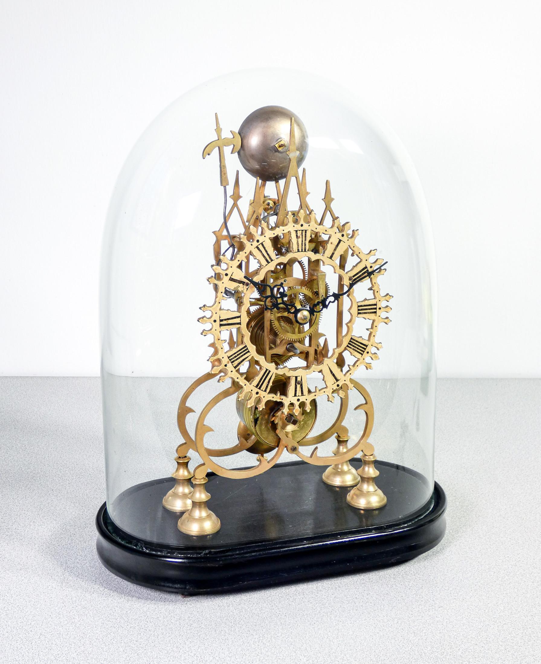 Orologio da tavolo francese Squelette, struttura scheletrata. Seconda Metà 1800 In Good Condition For Sale In Torino, IT