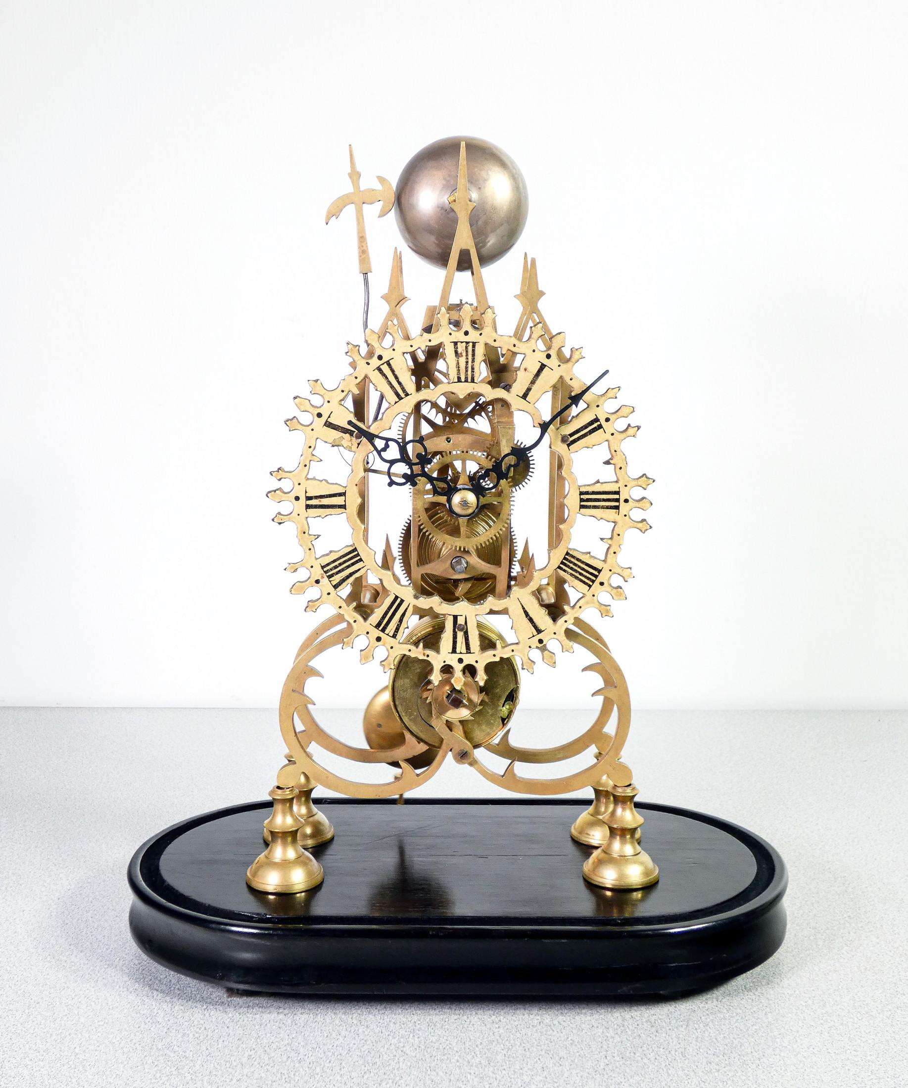Brass Orologio da tavolo francese Squelette, struttura scheletrata. Seconda Metà 1800 For Sale