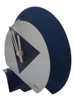 Radical Memphis style table clock, lacquered metal, 1980s