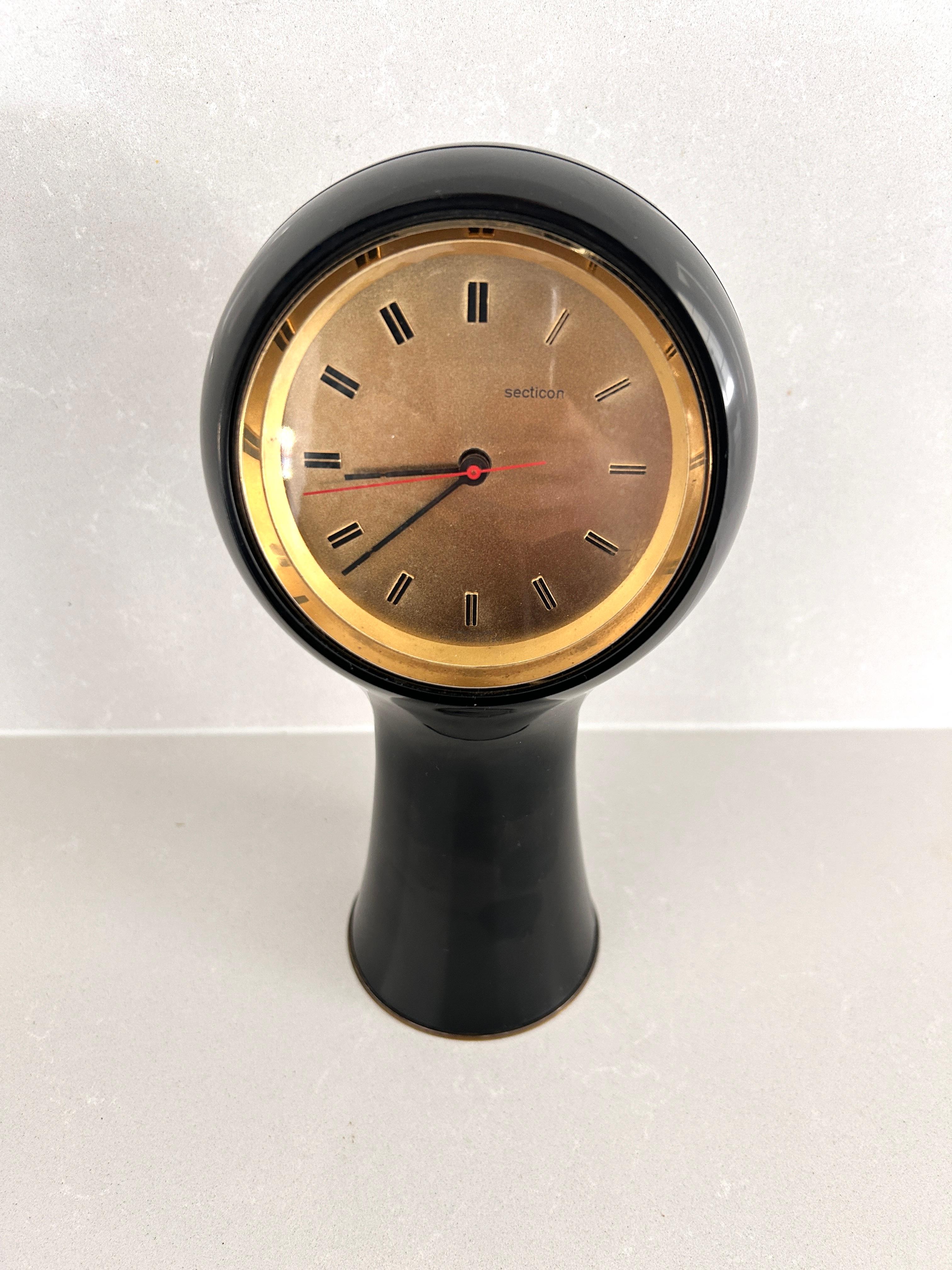Secticon table clock by Angelo Mangiarotti For Sale 3