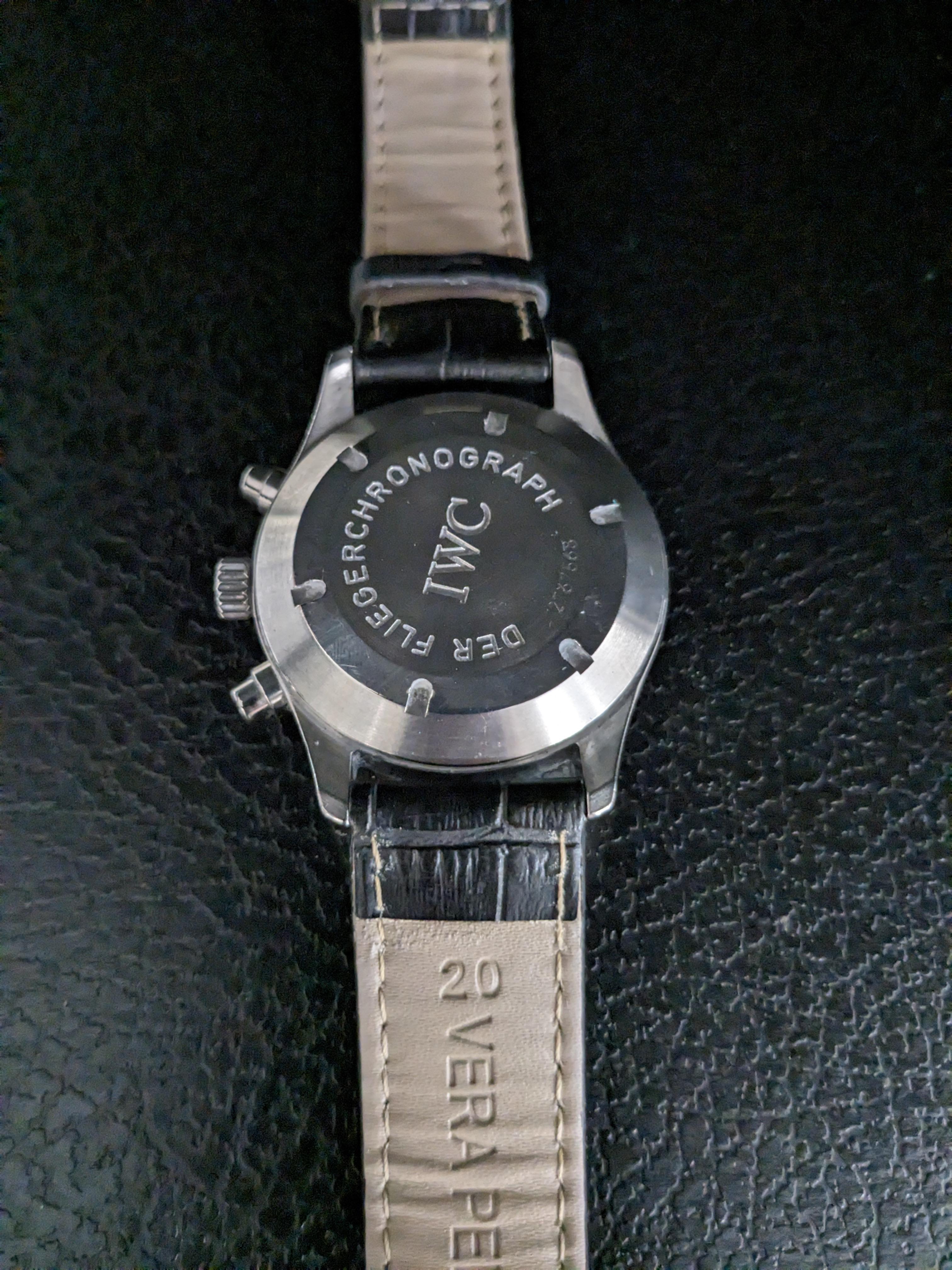 Uhr IWC Pilot Chronograph Referenz IW3706 im Zustand „Hervorragend“ im Angebot in Roma, IT