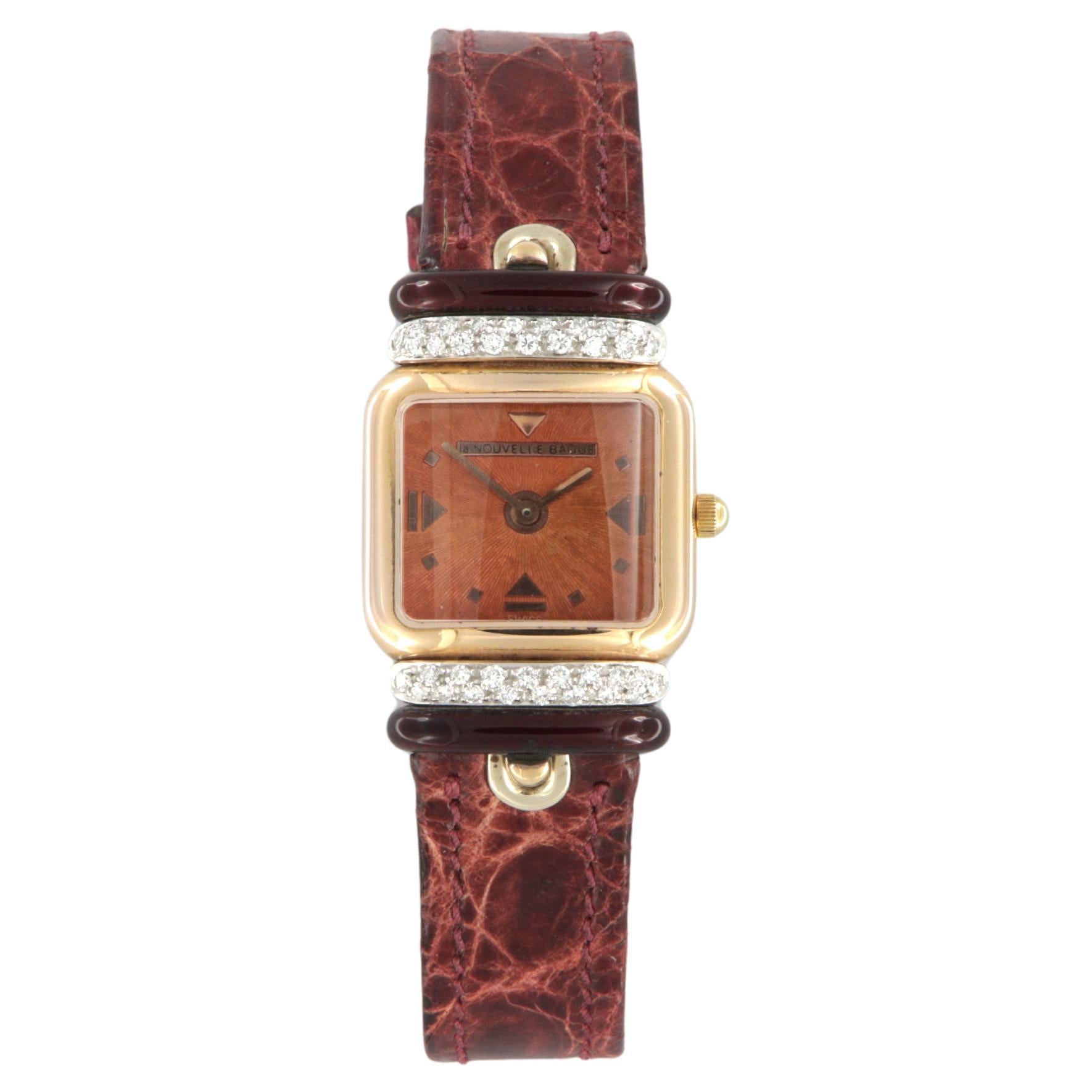 La Nouvelle Bague watch in 18K gold, enamel and diamonds
