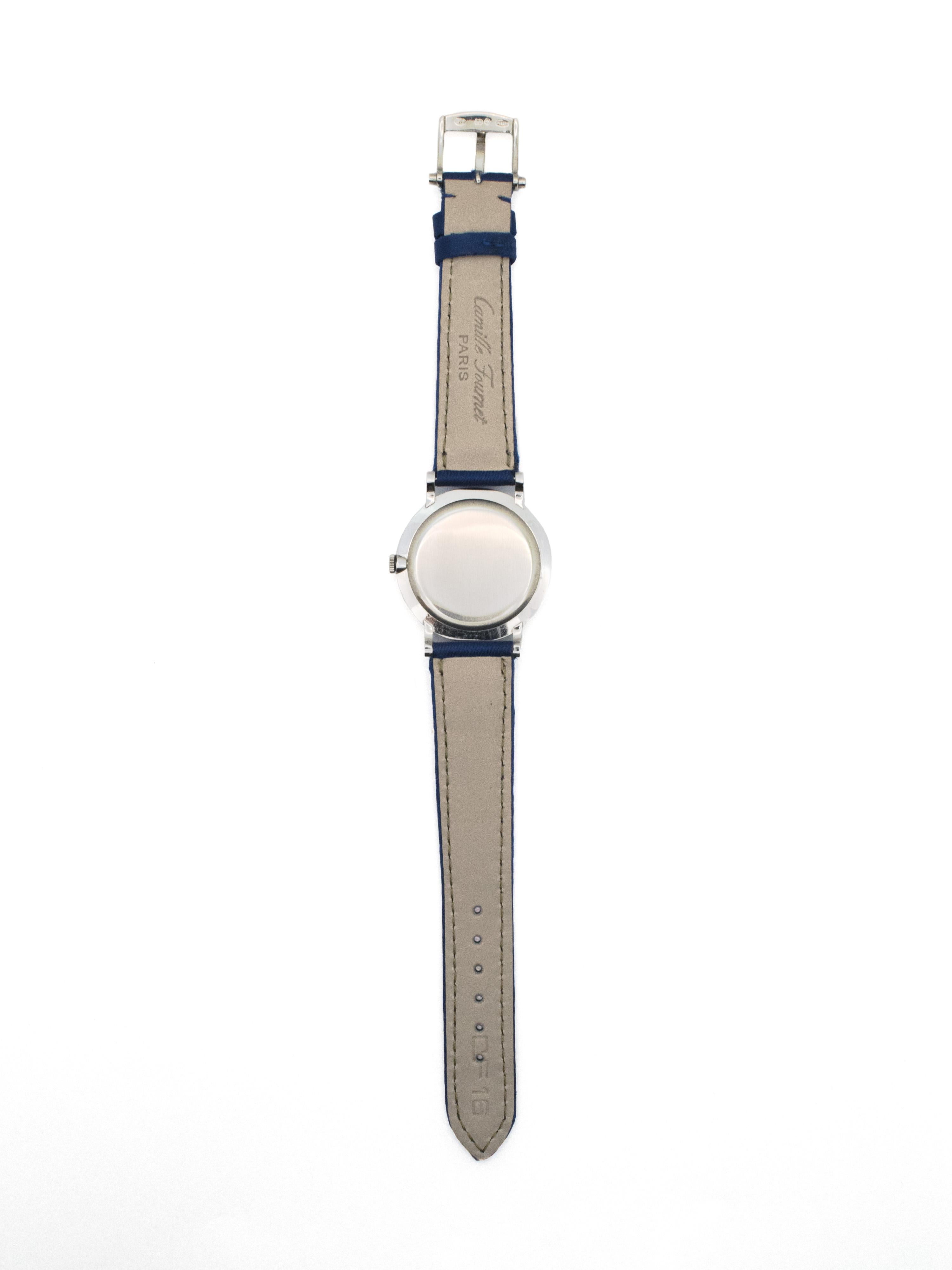 Modern Movado Hand-Wound 18 Kt White Gold Watch For Sale