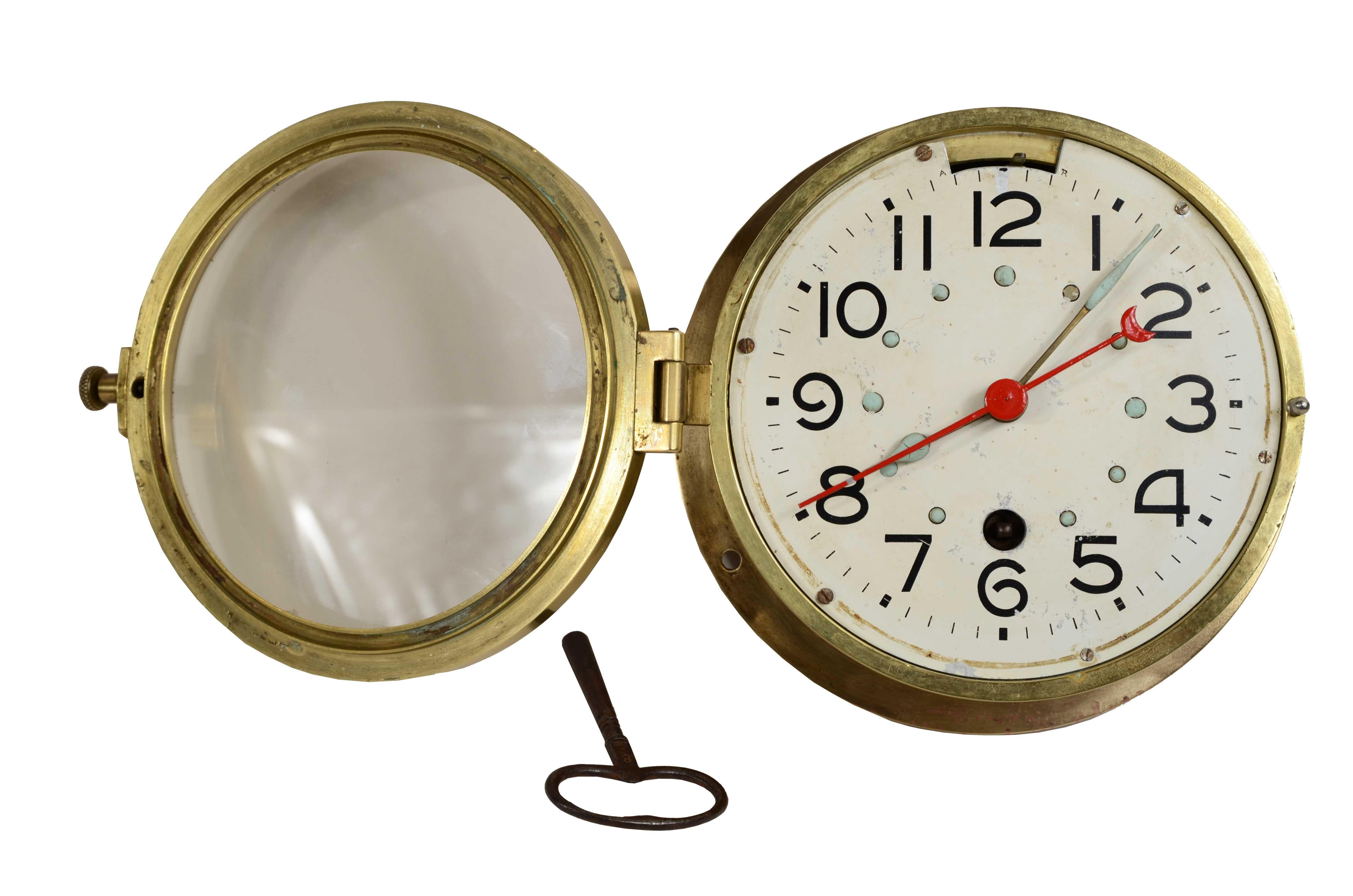 Horloge murale nautique en laiton, à remontage 7 jours, signée S. Marti 1931. Bon état - En vente à Milan, IT
