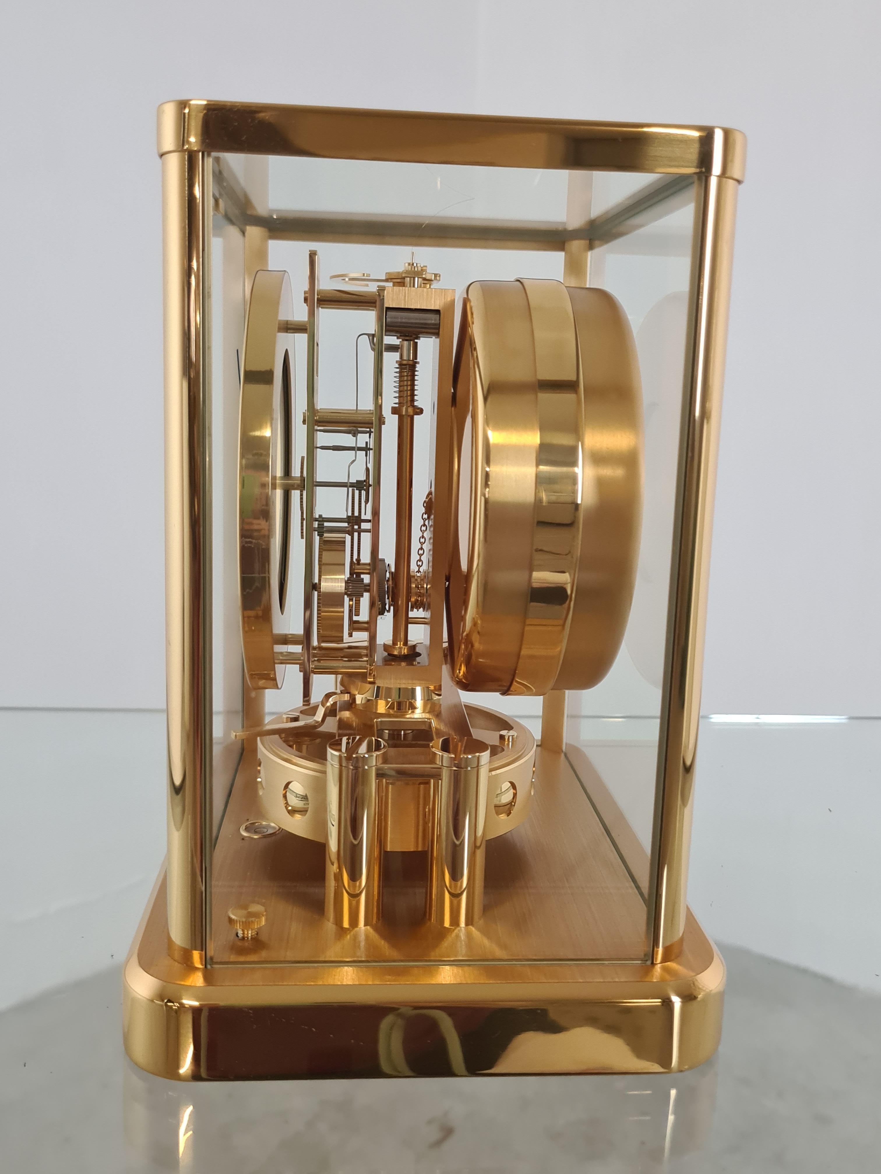 Atmos Perpetual Watch by Jaeger-LeCoultre 5