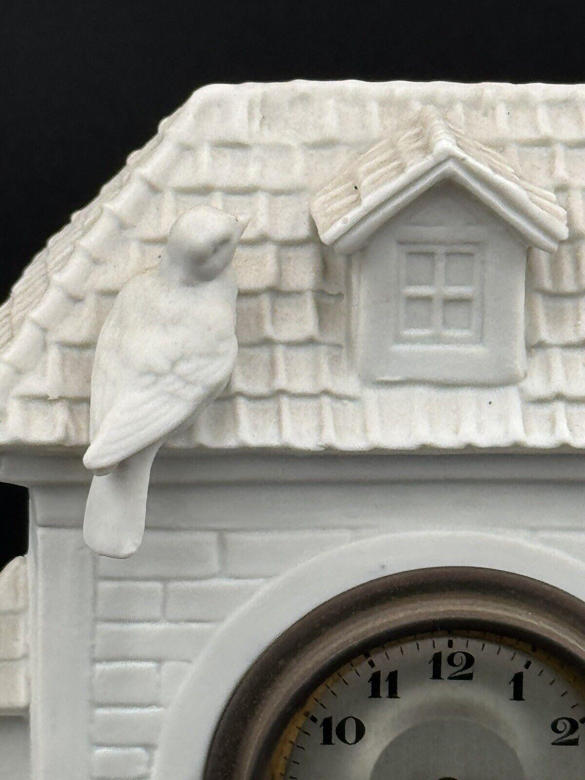 Early 20th Century 1900's French Biscuit Porcelain Clock For Sale 8