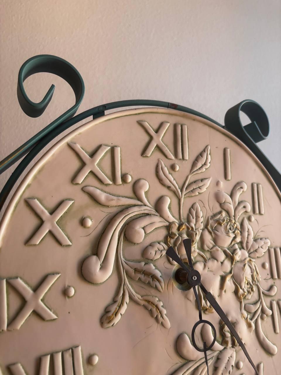 Brass Art nouveau style clock made in Italy of curved iron plaster handmade 1940s For Sale