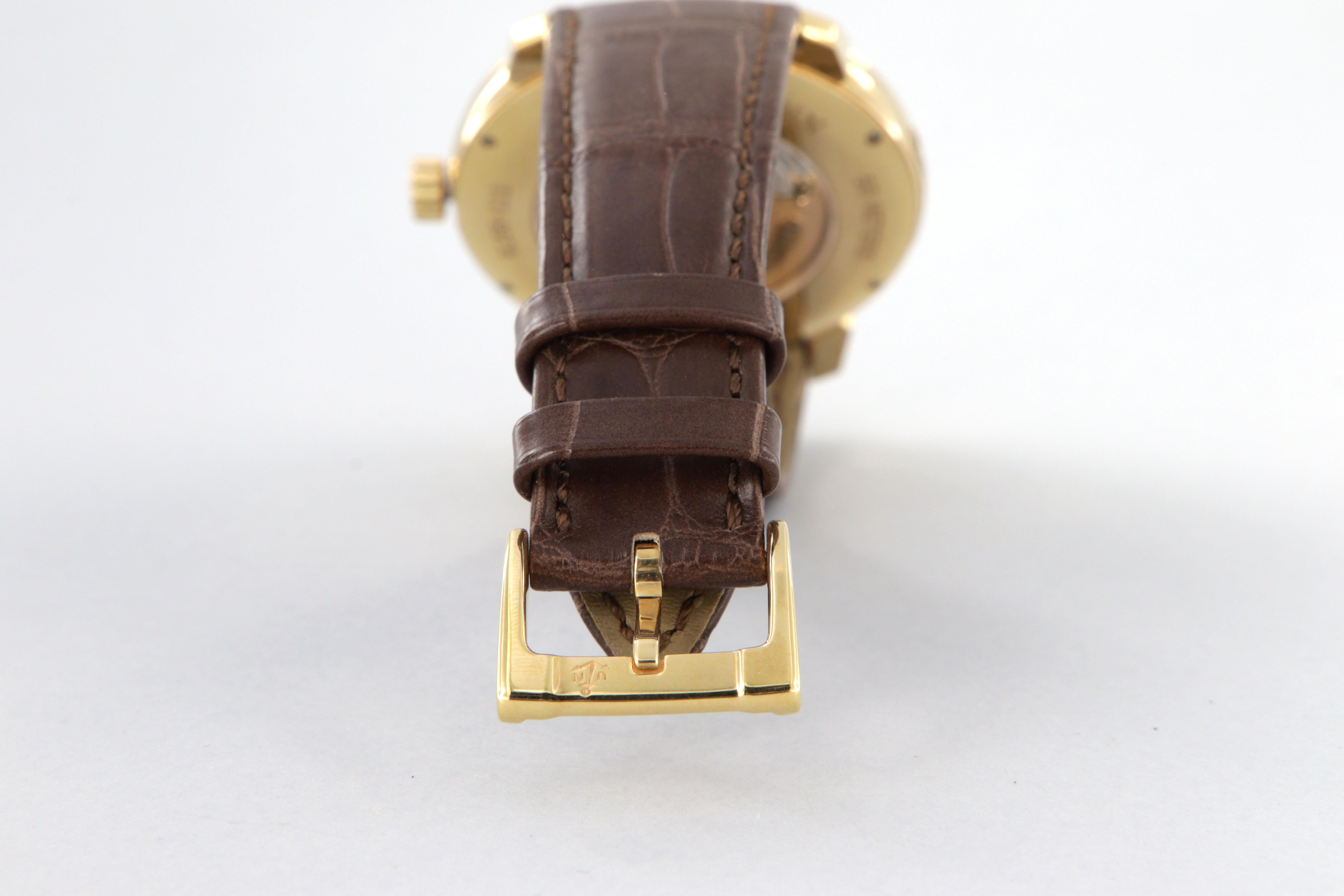 Ulysse Nardin Classic 18K gold watch ref 8156-111-2/91 new For Sale 4
