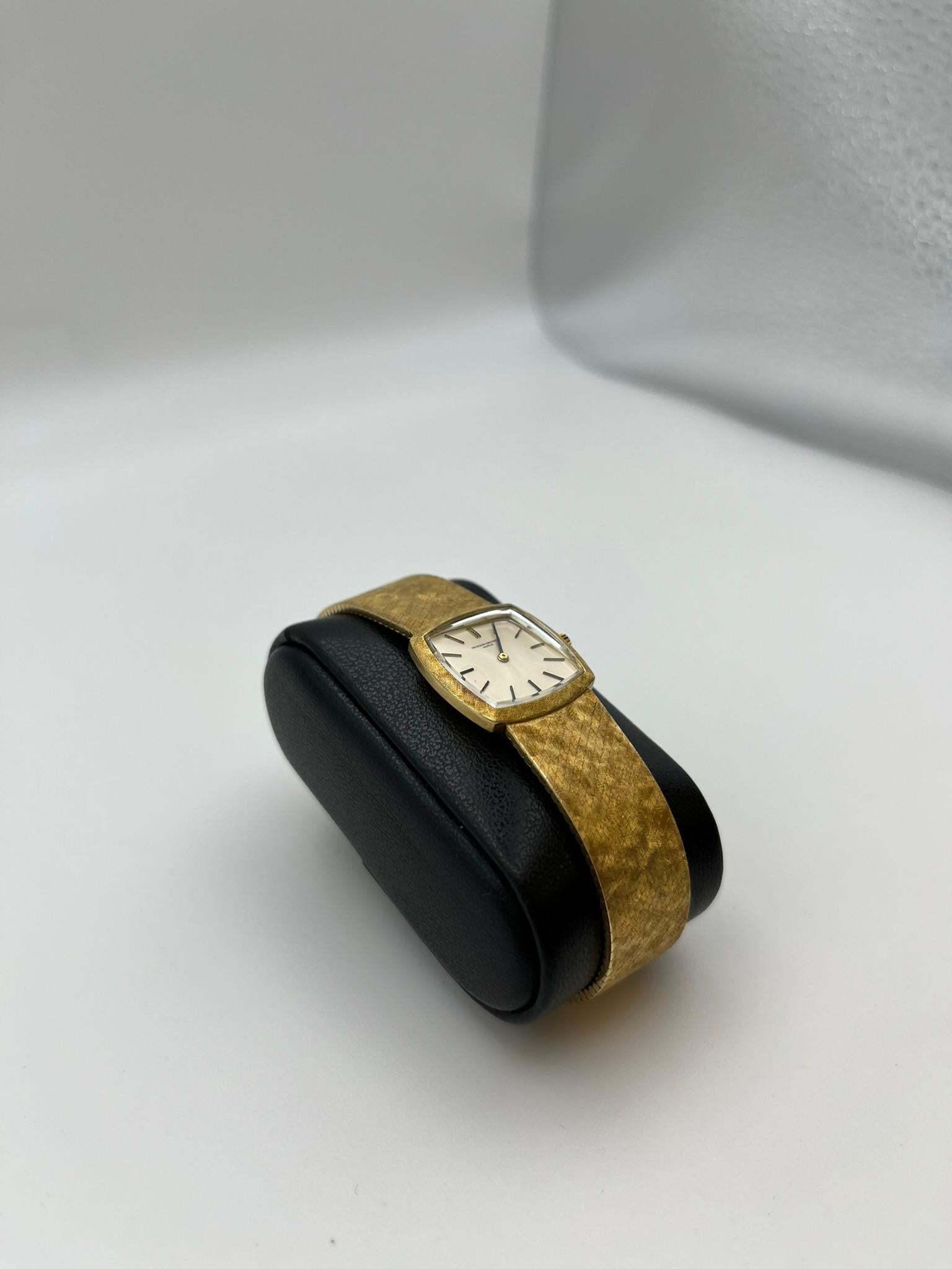 Orologio Vacheron Costantin anni '60 in oro 18 kt. in vendita 2