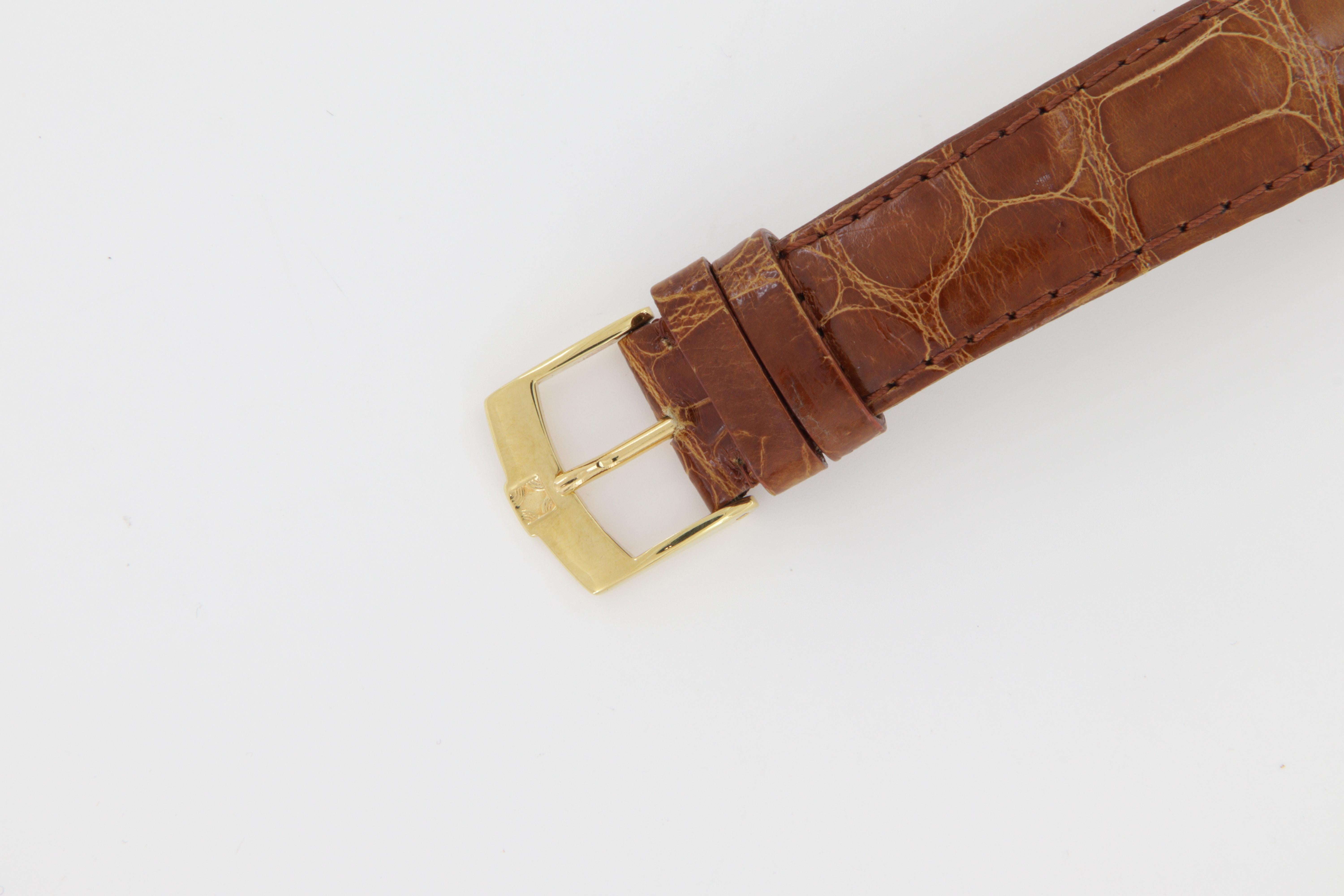 Zenith tonneau gold watch with manual winding new old stock en vente 5