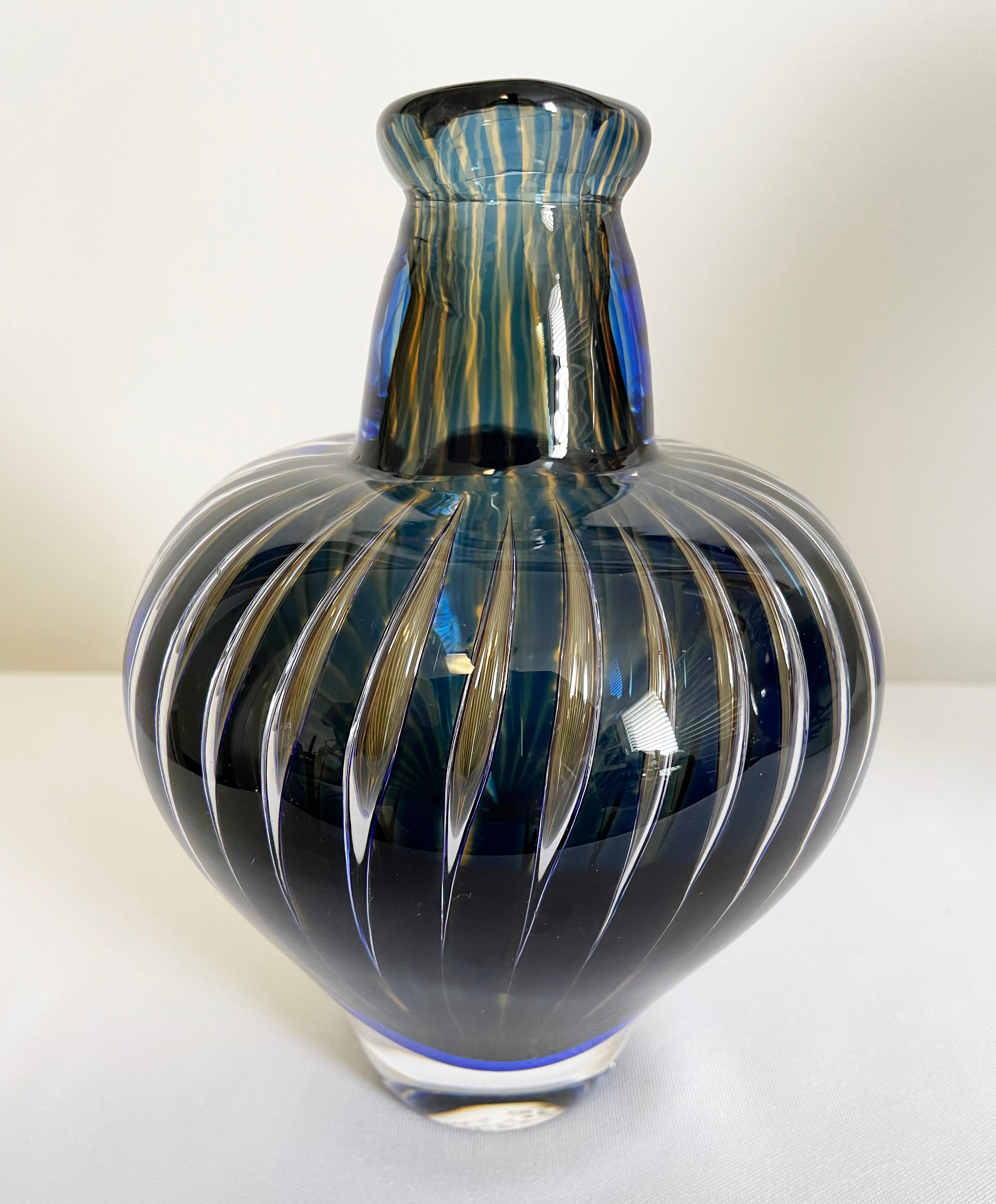 Hand-Crafted Orrefors Ariel Vase By Edvin Ohrstrom, Circa 1950 For Sale