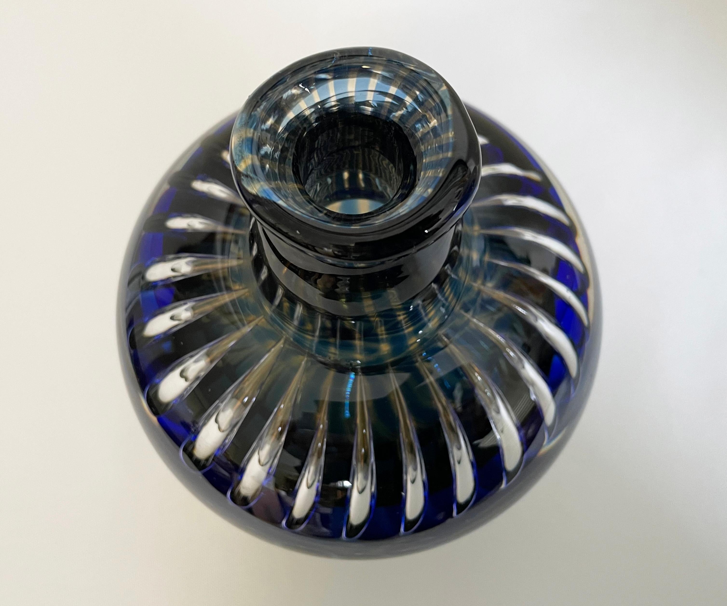 Orrefors Ariel Vase By Edvin Ohrstrom, Circa 1950 For Sale 1