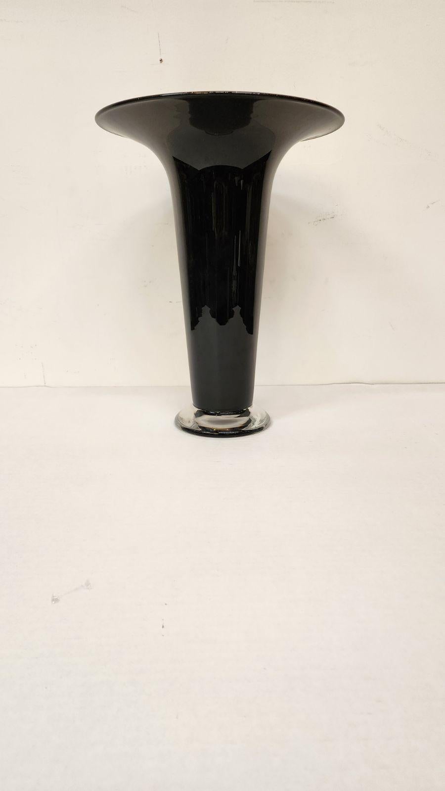 Vaso a tromba in vetro artistico Orrefors In condizioni ottime in vendita a Dallas, TX