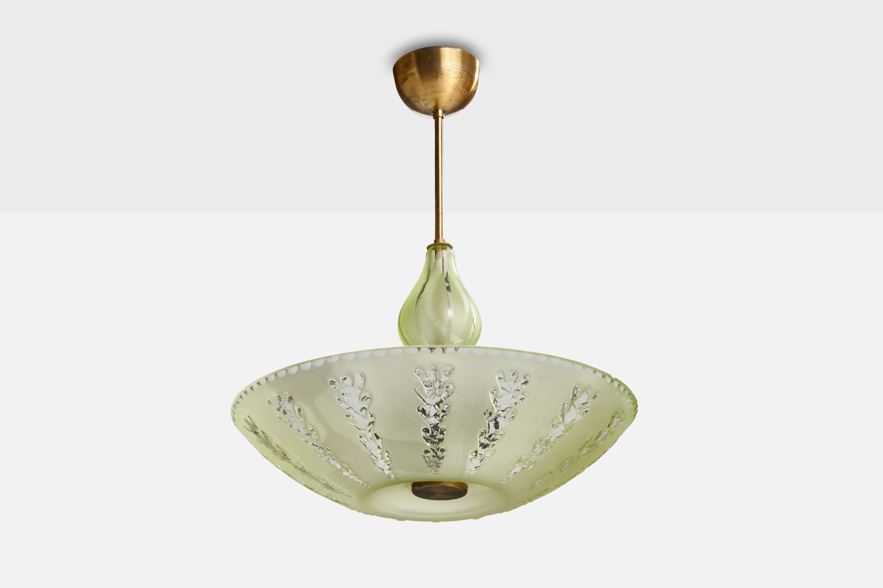 A brass and glass pendant light attributed to Orrefors, Sweden, 1940s.

Dimensions of canopy (inches): 2.82” H x 3.79” Diameter
Minor chip to inside of edge of lampshade present as illustrated.
Socket takes standard E-26 bulbs. 3 socket.
There is no