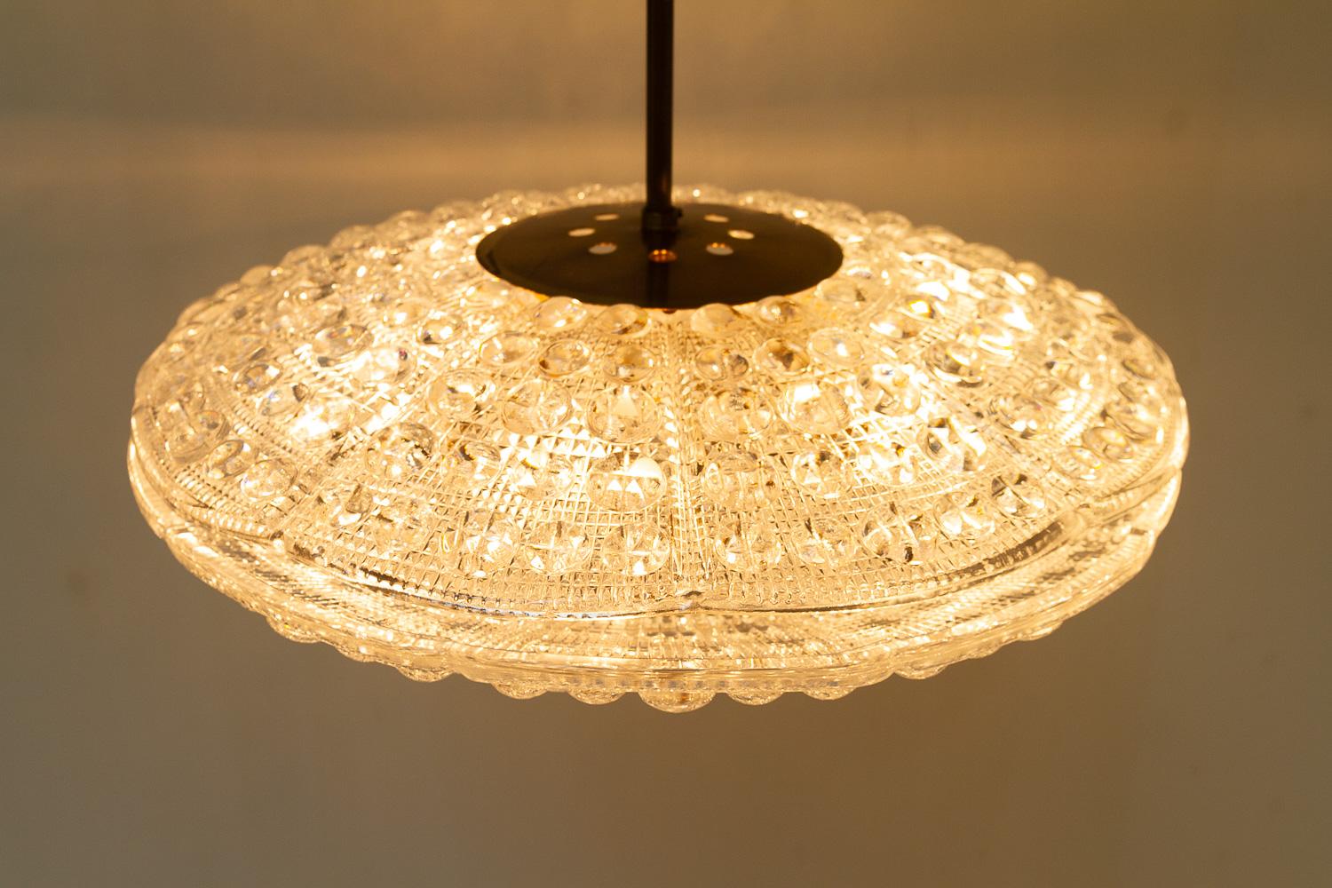 Orrefors Crystal and Brass Pendant by Fagerlund for Lyfa, 1960s. For Sale 12