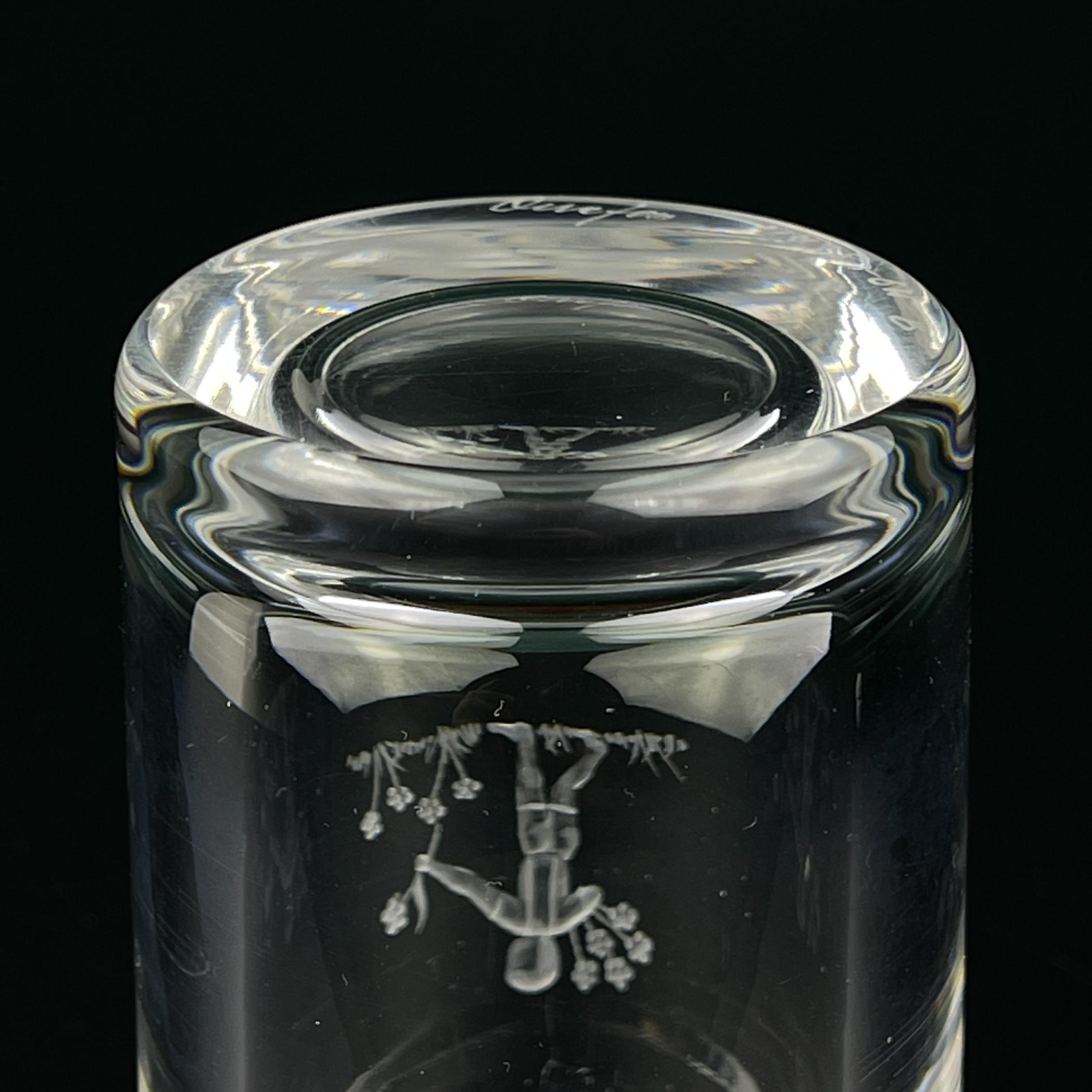 Vaso di cristallo Orrefors con incisione, Svezia, anni 1950-60 in vendita 6