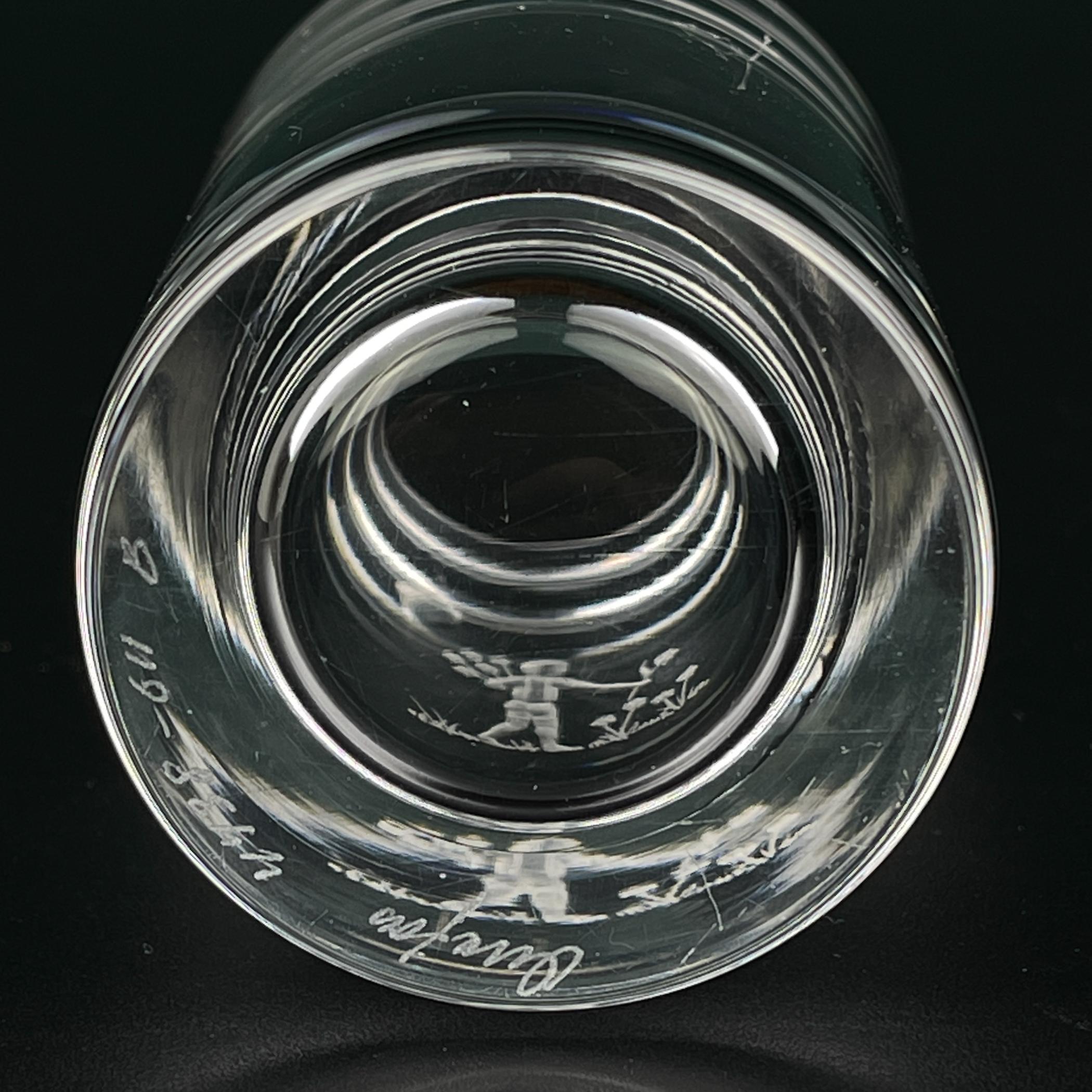 Vaso di cristallo Orrefors con incisione, Svezia, anni 1950-60 in vendita 1