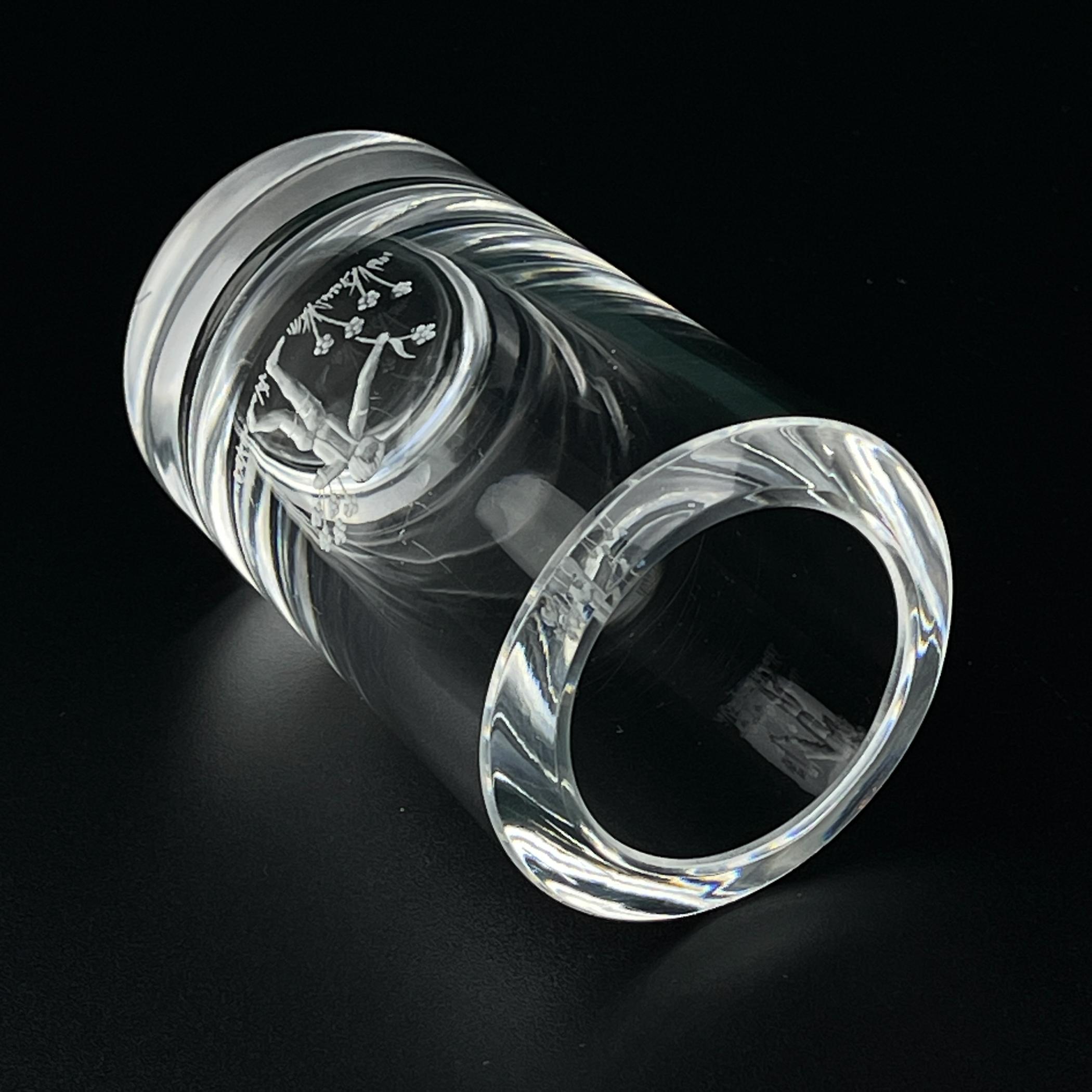 Vaso di cristallo Orrefors con incisione, Svezia, anni 1950-60 in vendita 2