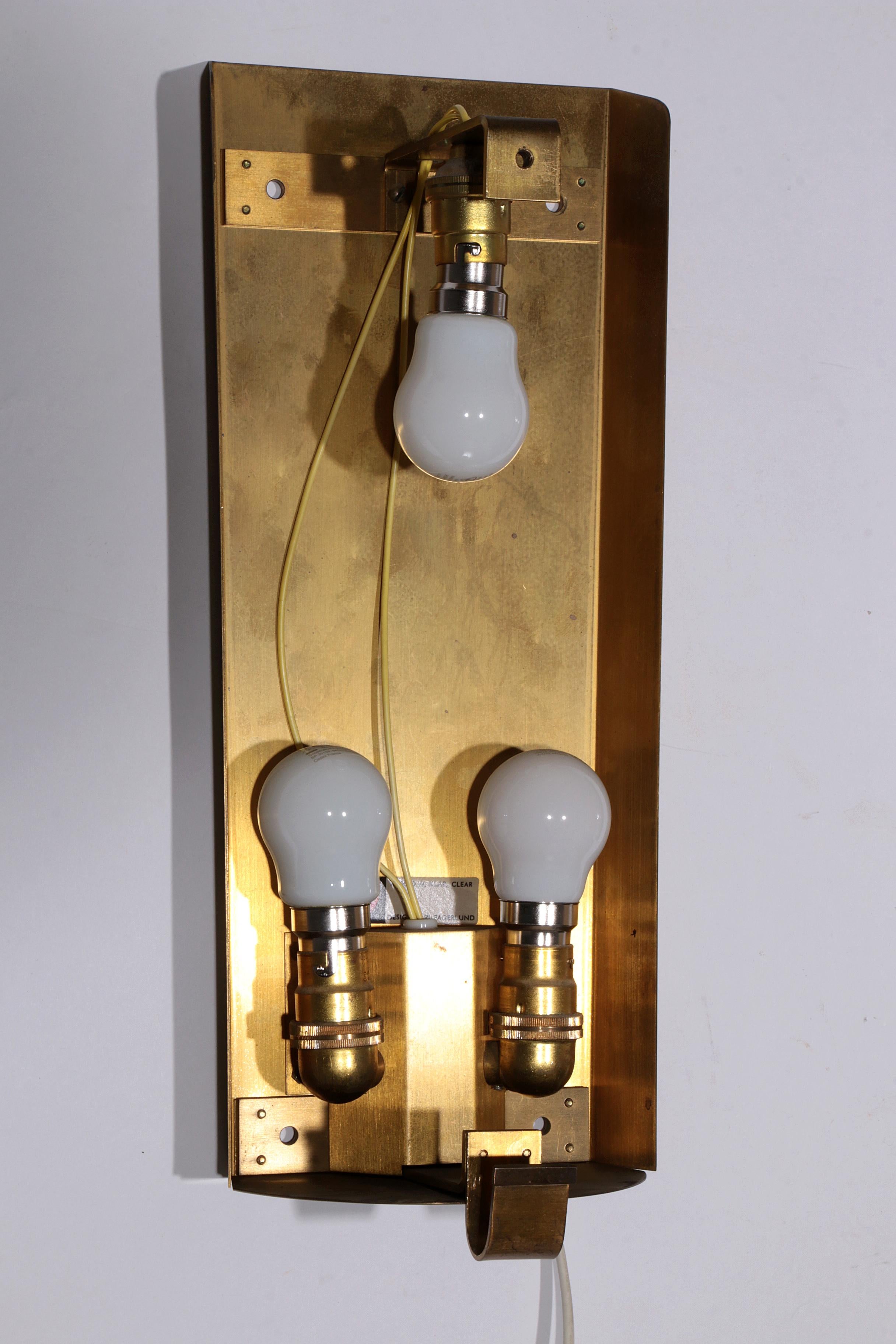Orrefors Design XXL Wall lamps by Carl Fagerlund glass and brass, 1960s For Sale 6